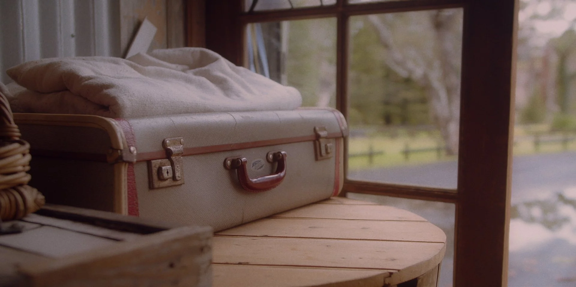 TRUST FINAL CUT Copy 01.00_01_23_22.Still015.jpg