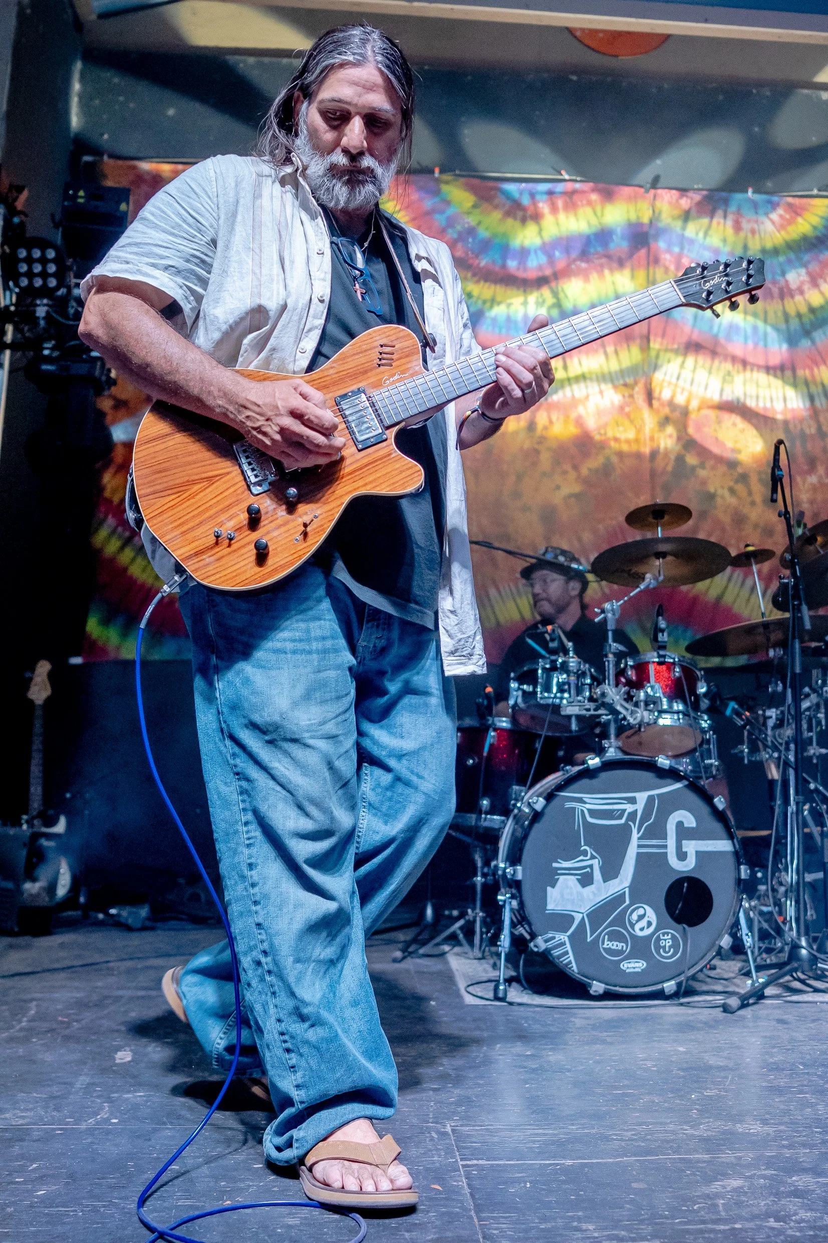 Russ Bowers, founder of Orange Blossom Jamboree plays with Cope at Fam Jam