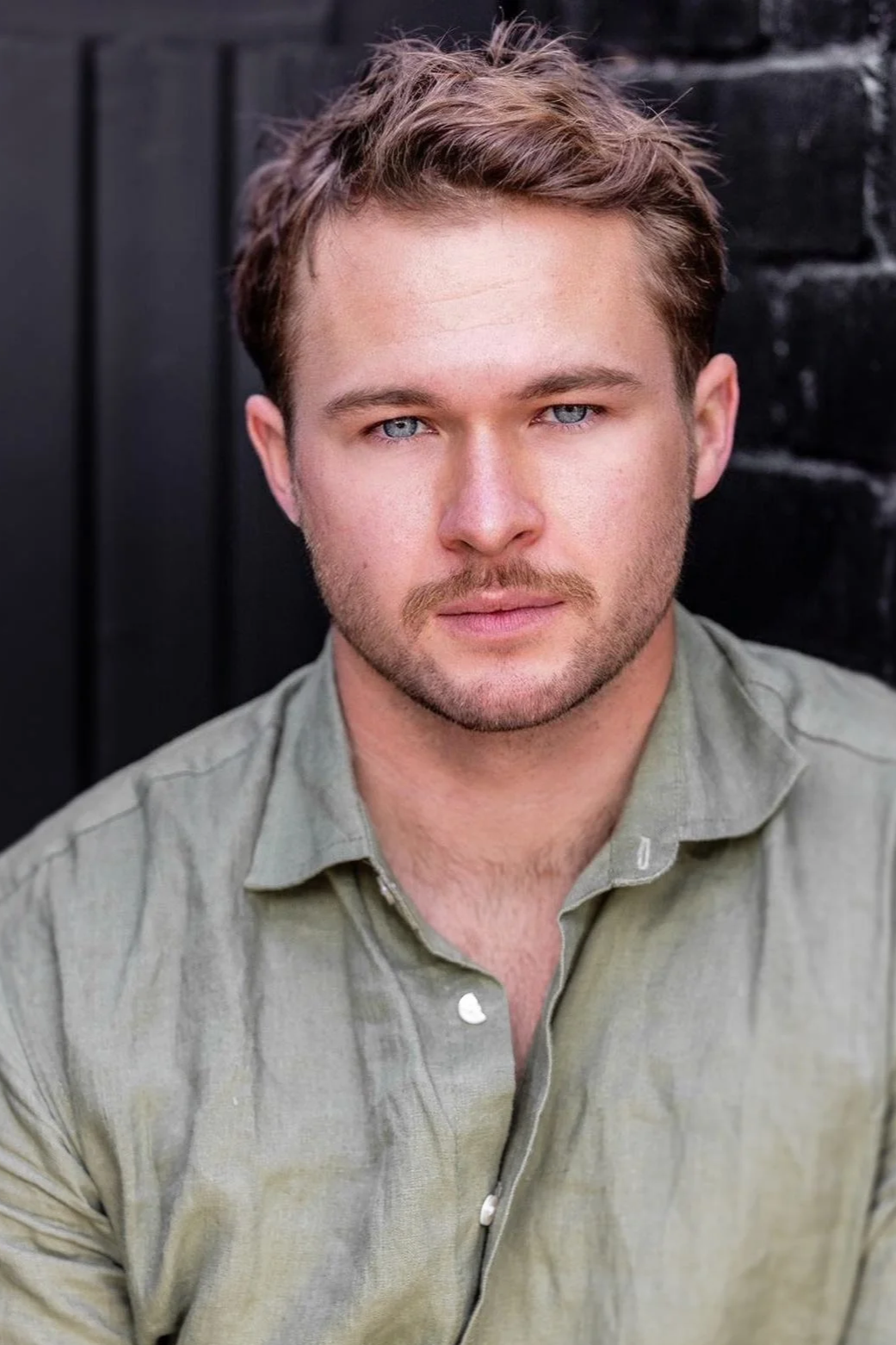 Hamish Johnston - Actor, writer and producer. Founder of Serious Goose Productions.