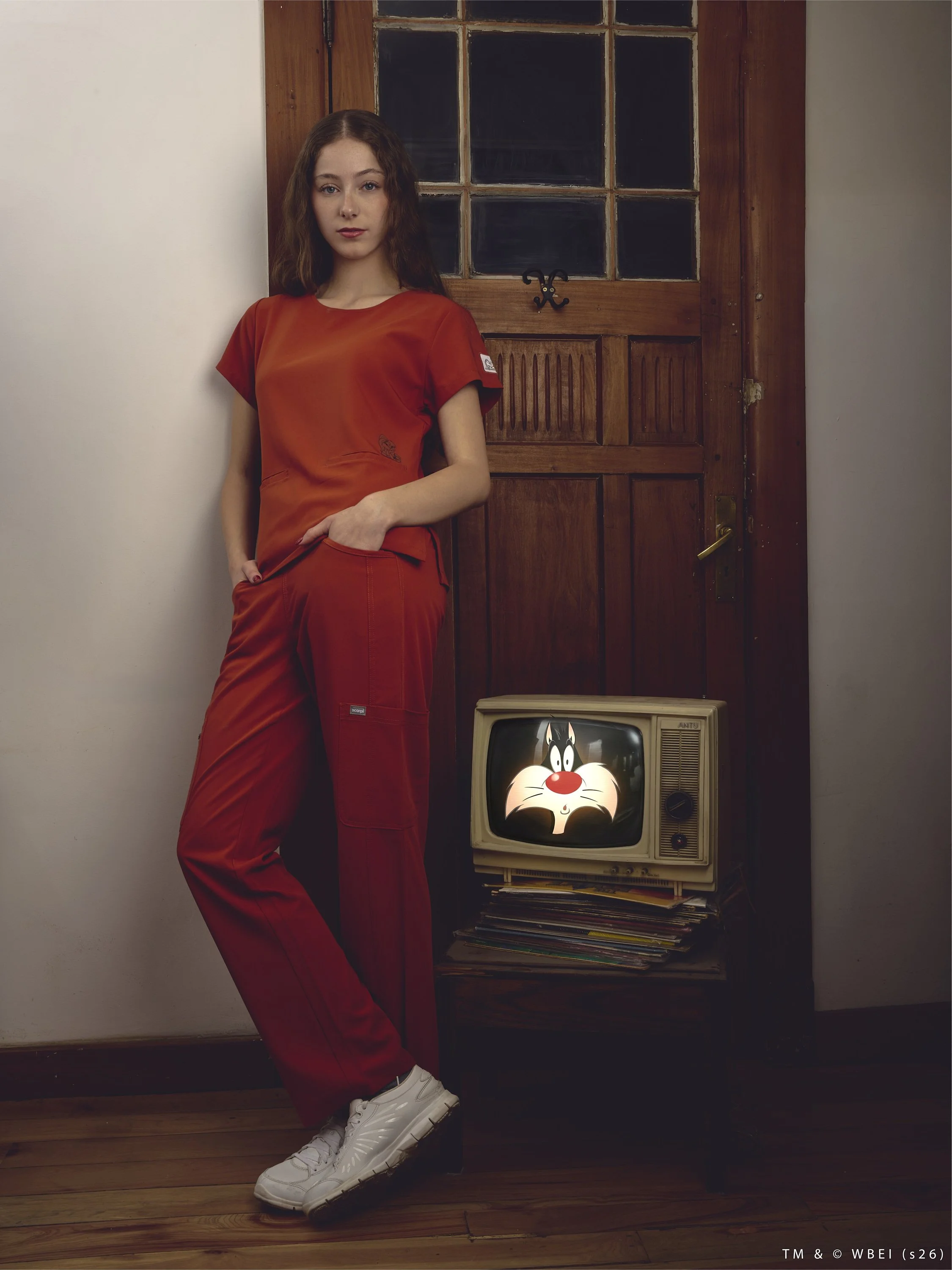 SCORPI_LOONEY TUNES5402.jpg