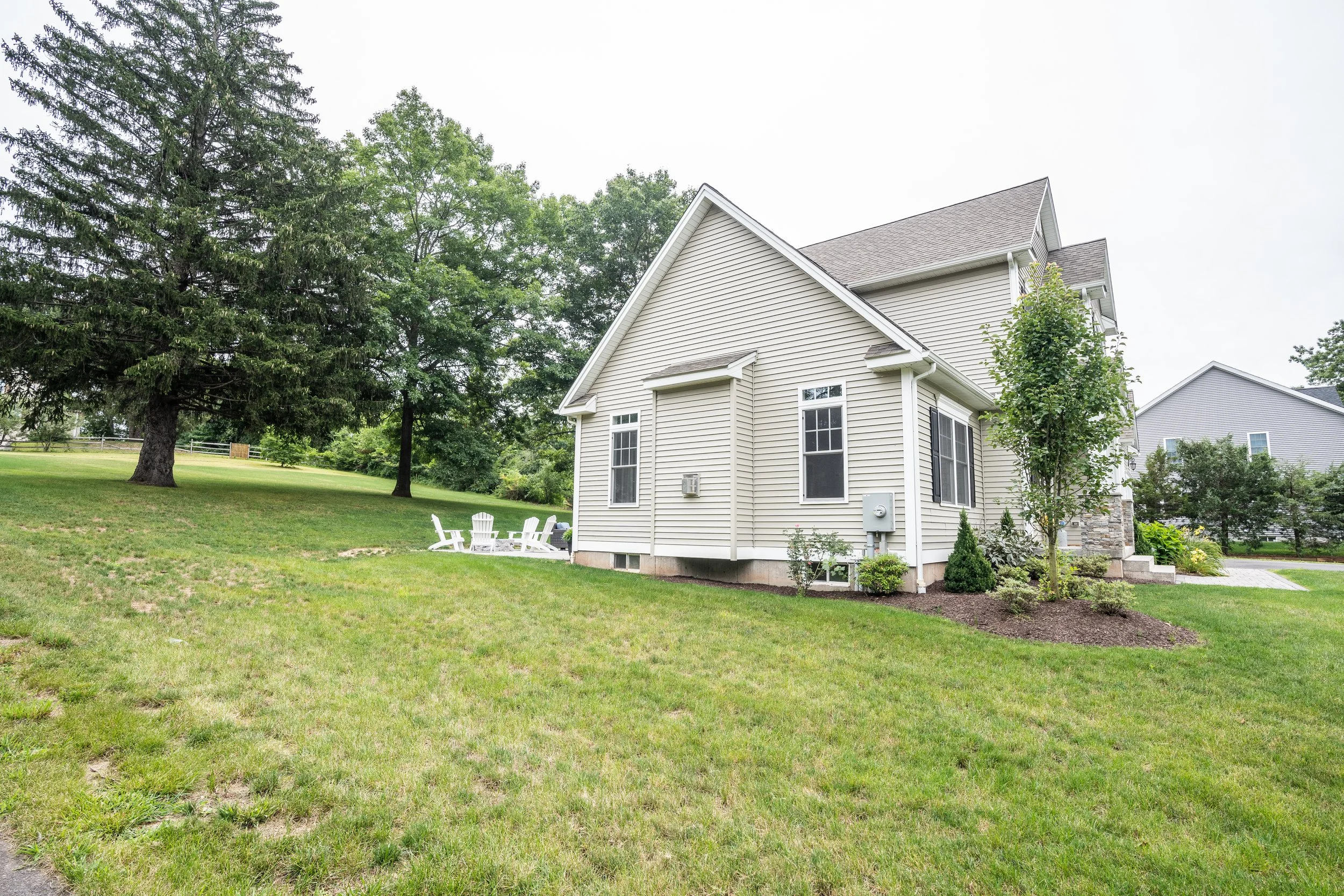 678B Main St Cromwell 2021_08_03-43.jpg