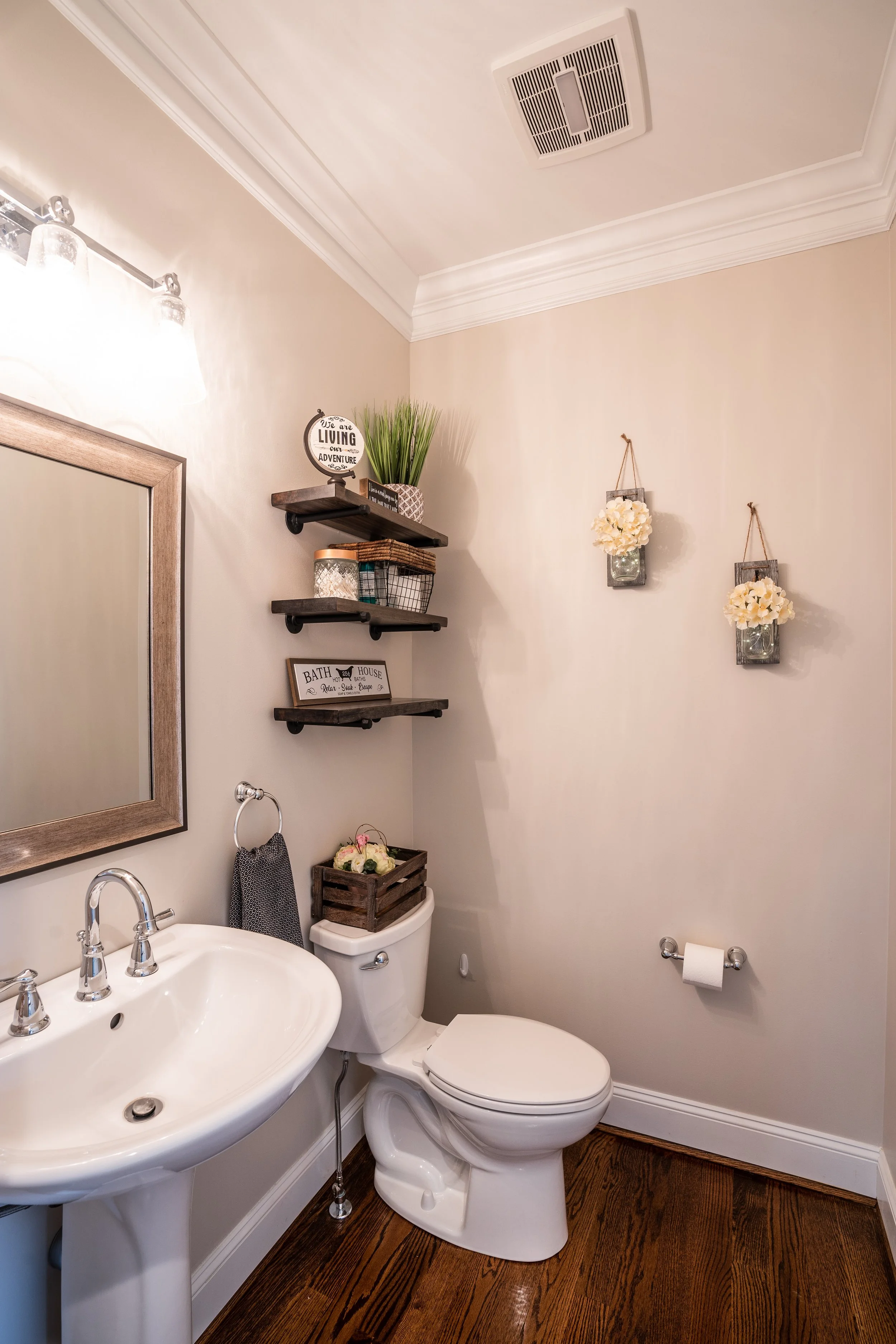 678B Main St Cromwell 2021_08_03-23.jpg