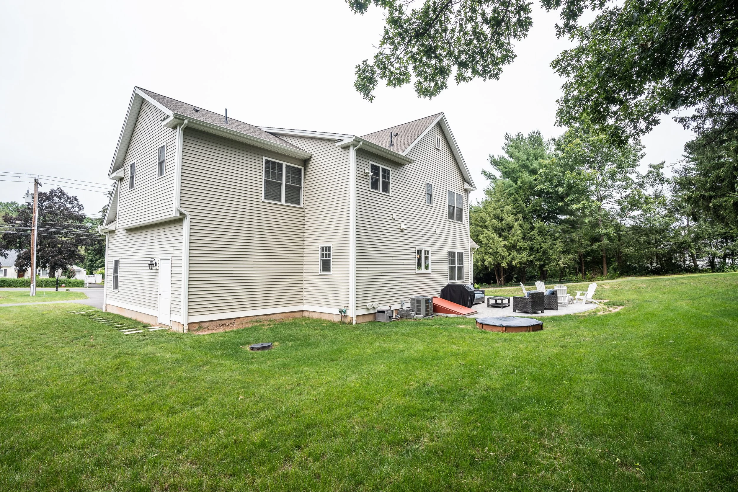 678B Main St Cromwell 2021_08_03-44.jpg