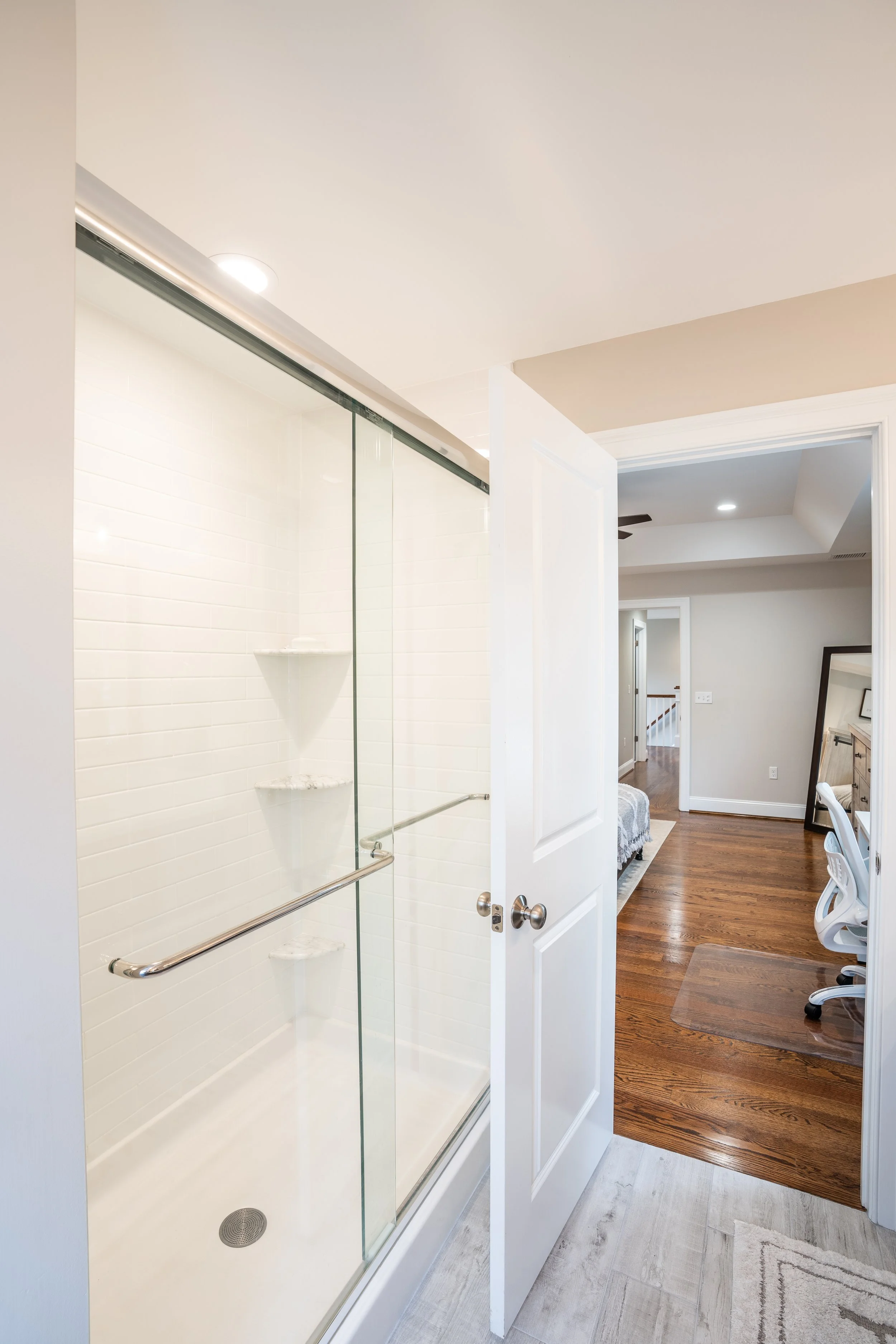 678B Main St Cromwell 2021_08_03-34.jpg