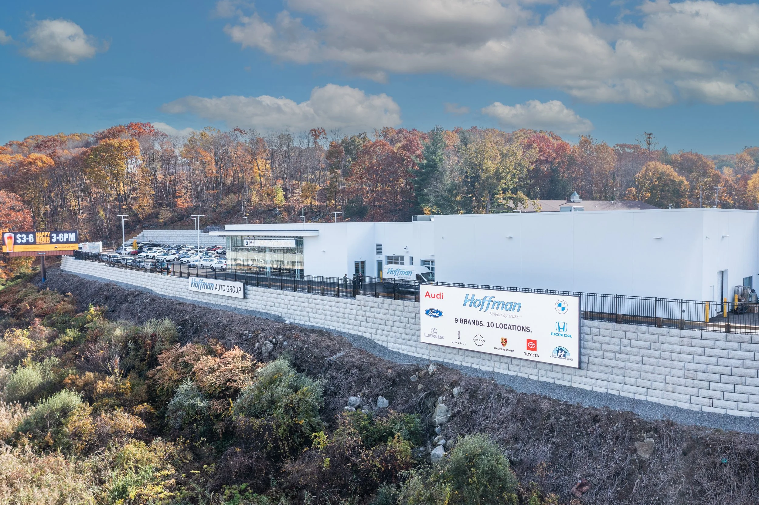 Hoffman BMW of Waterbury 2022_10_25-21.jpg