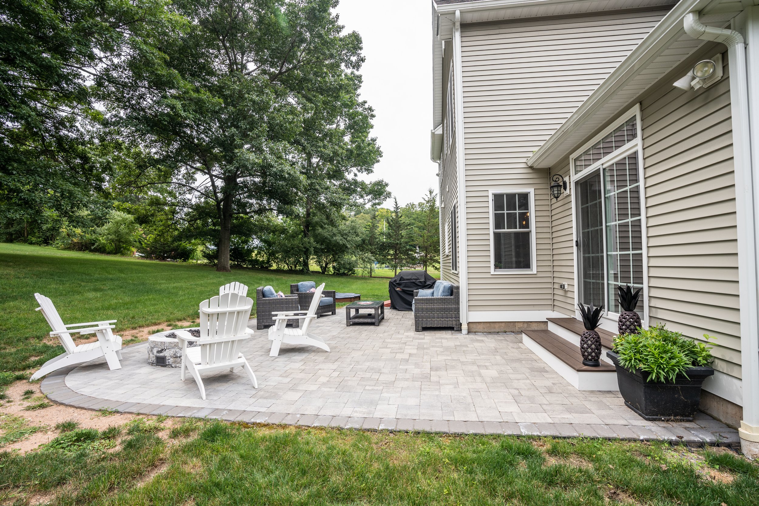 678B Main St Cromwell 2021_08_03-39.jpg