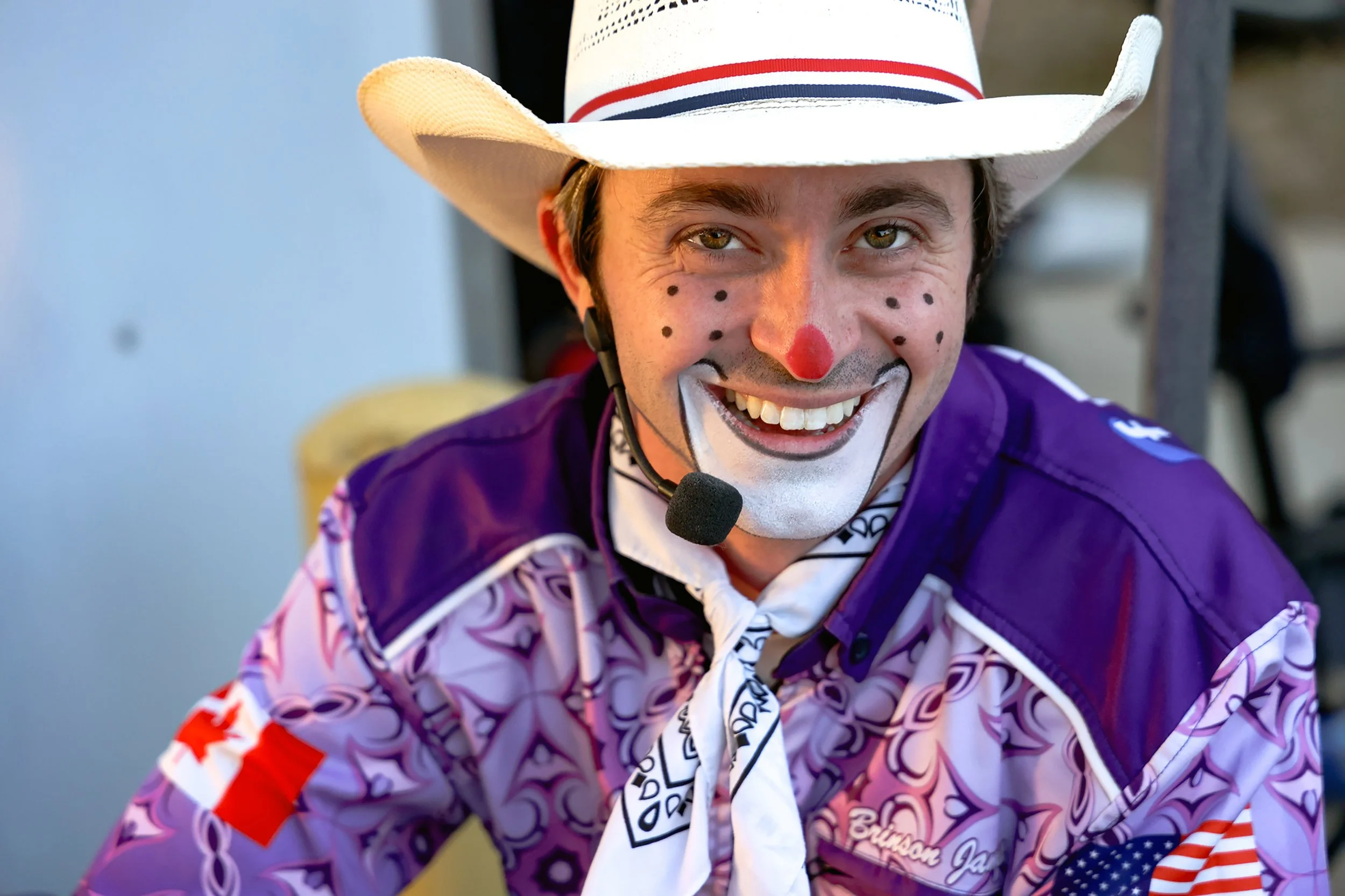 Features & Visual Stories