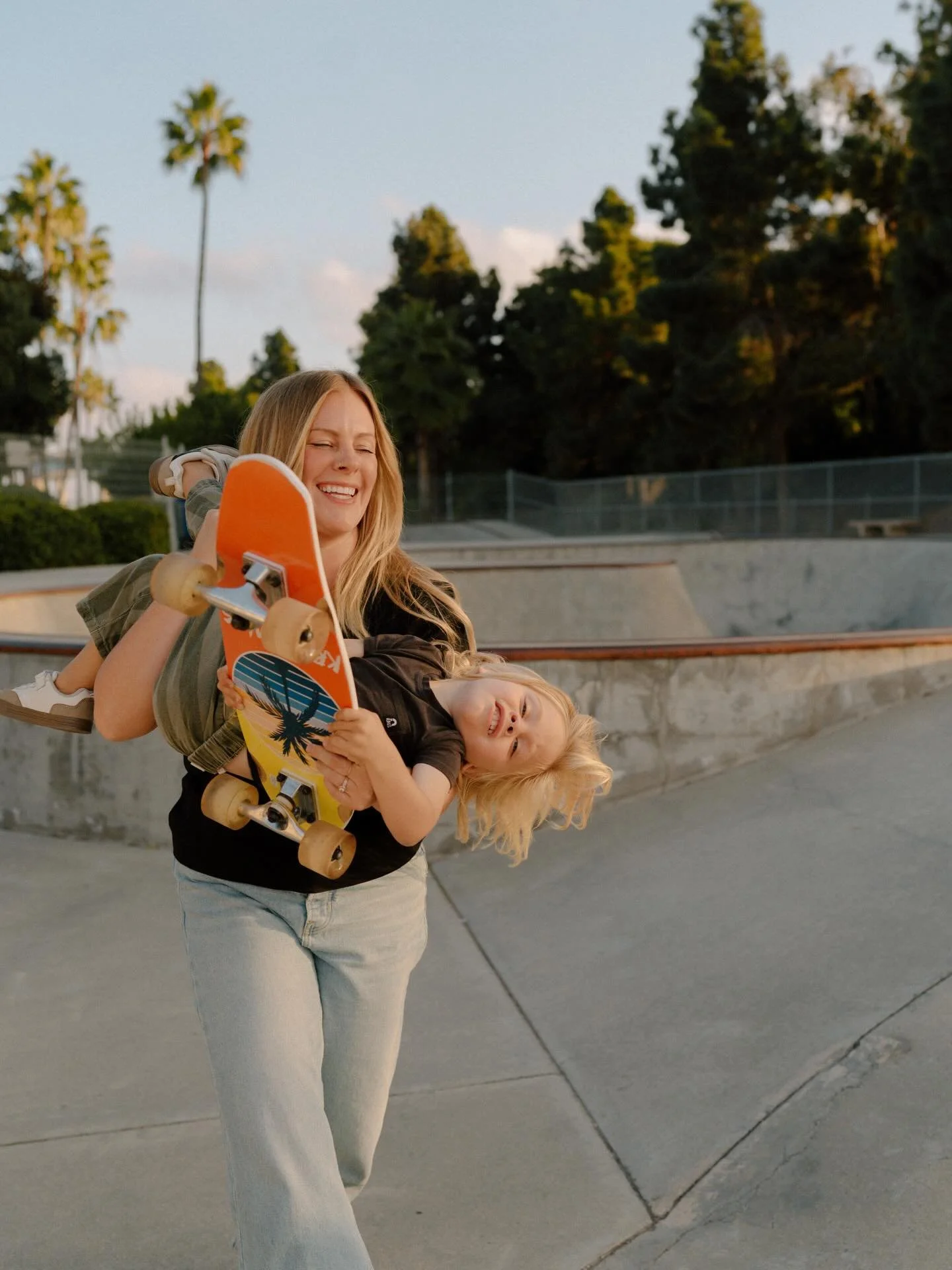 Recently I have been getting a lot of unsolicited, truly unhelpful advice about having 2 under 2&hellip; SO, it&rsquo;d be real great to have actual advice and encouragement instead. 

Drop that shit below please 🤍🤍

#2under2 #momadvice #coloradosp