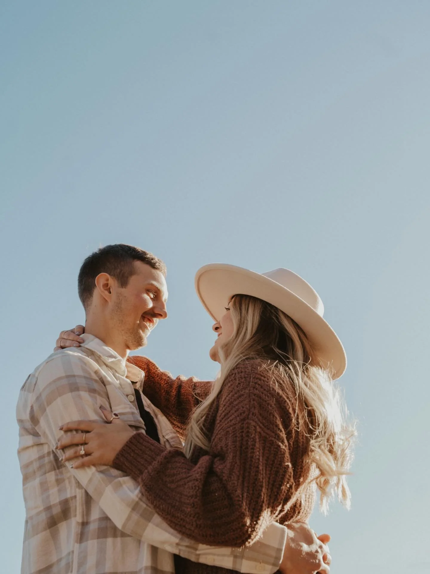 Happy Monday Fam 🤍🤍

#coloradospringsphotographer #coloradophotographer #coloradospringsweddingphotographer #hannahrummelphotography