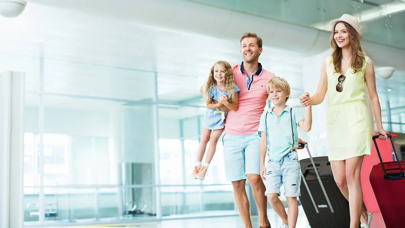 Why Agents Choose RZ Royals Travels for Their Journeys