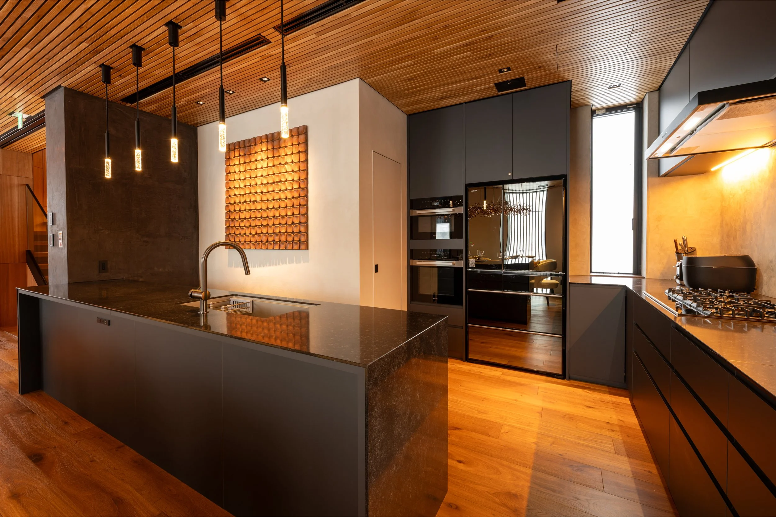 Meigetsu Aki Niseko_Niseko_11_Dining Area.jpg