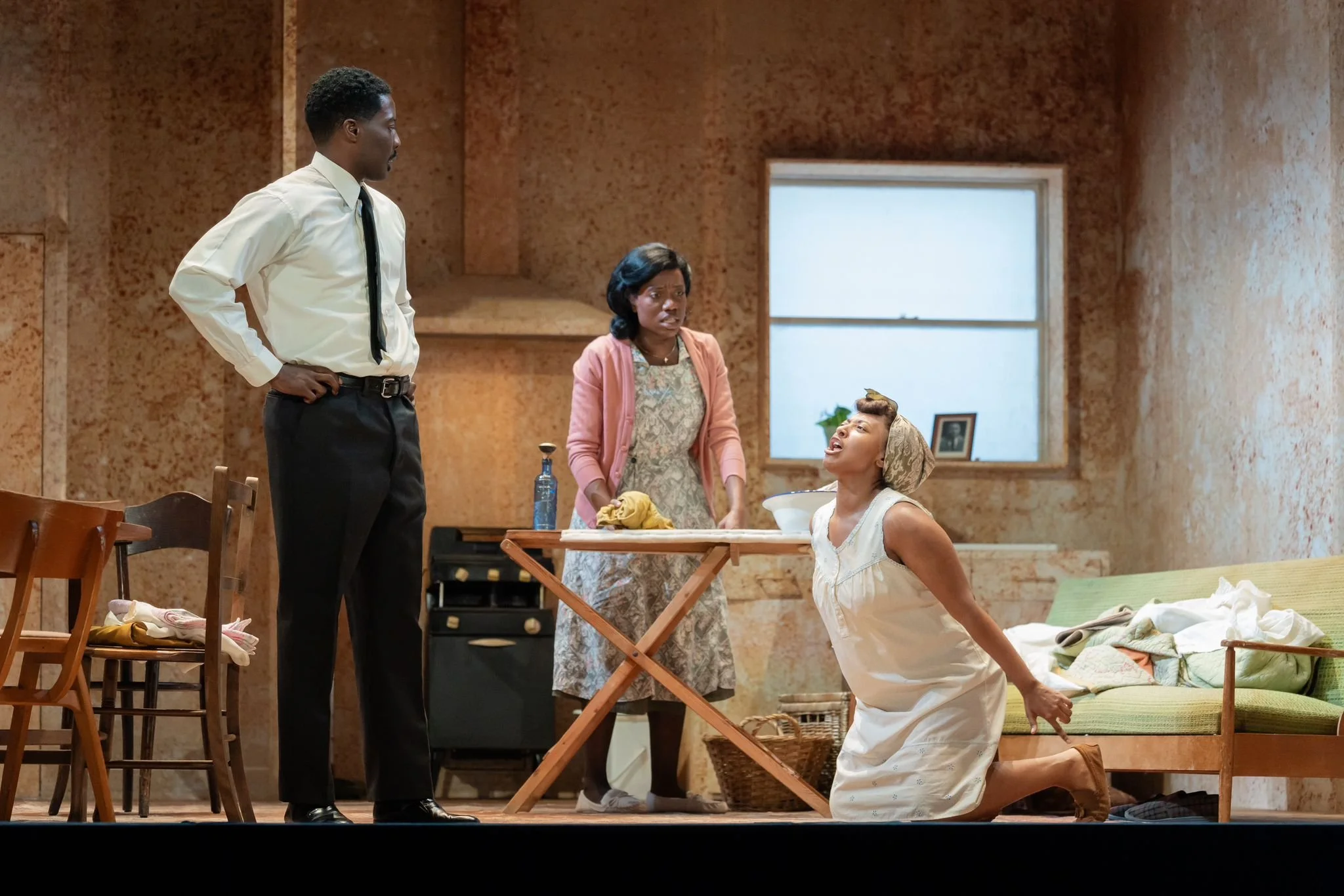 Ikin Yum -Cash Holland as Ruth, Joséphine-Fransilja Brookman as Beneatha   A RAISIN IN THE SUN - PRODUCTION PHOTO-2024-09-16-14-43-15 2.JPEG
