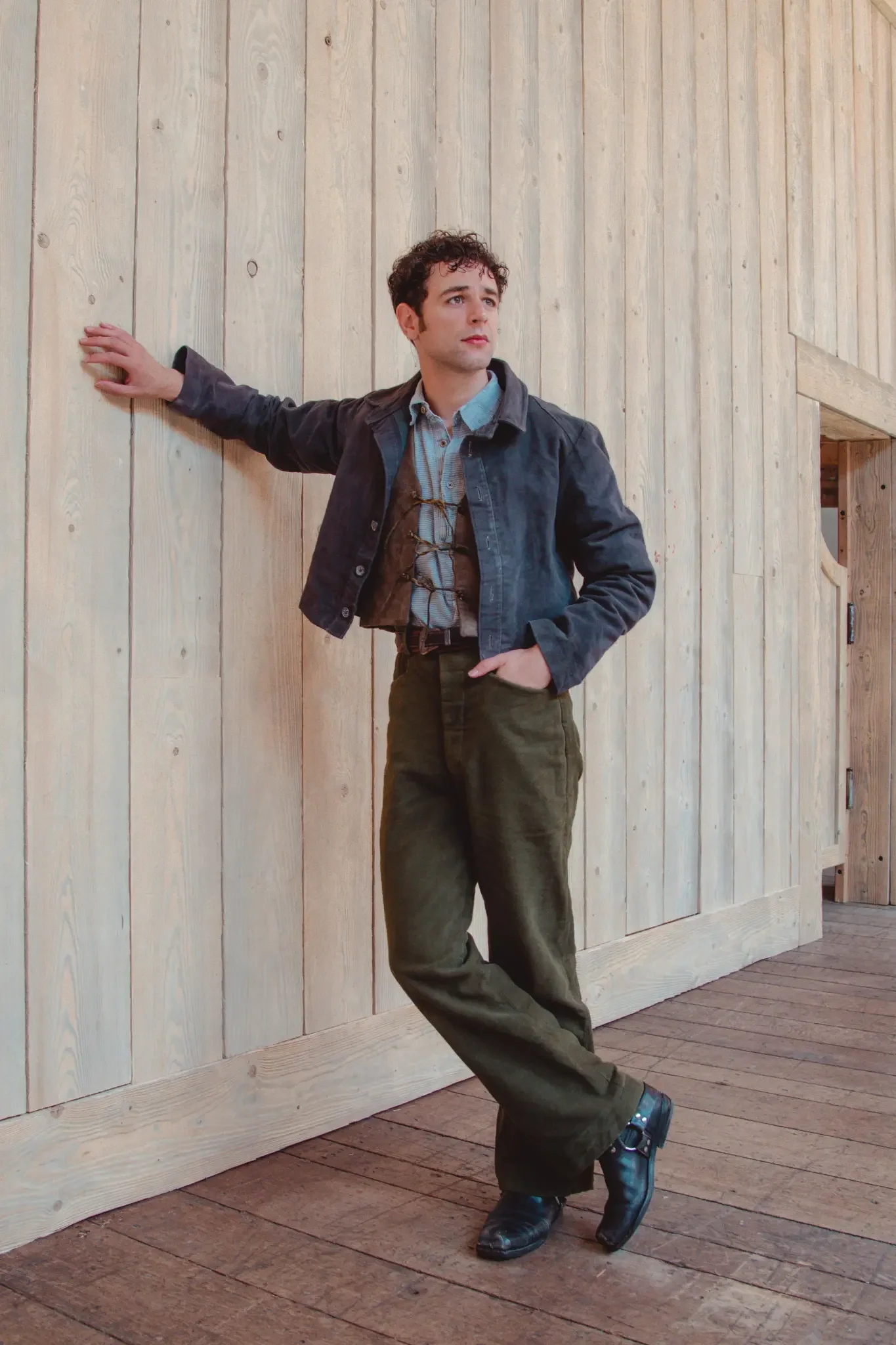7251-1365x2048.jpg.webp