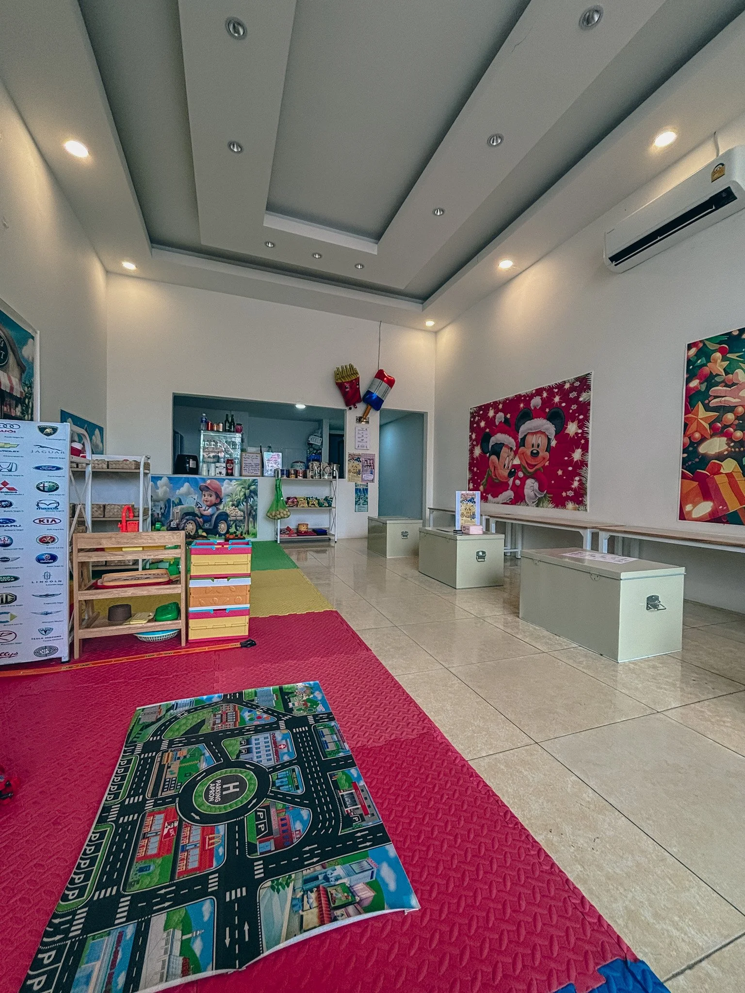 Play Grounds – Kids Play &amp; Café