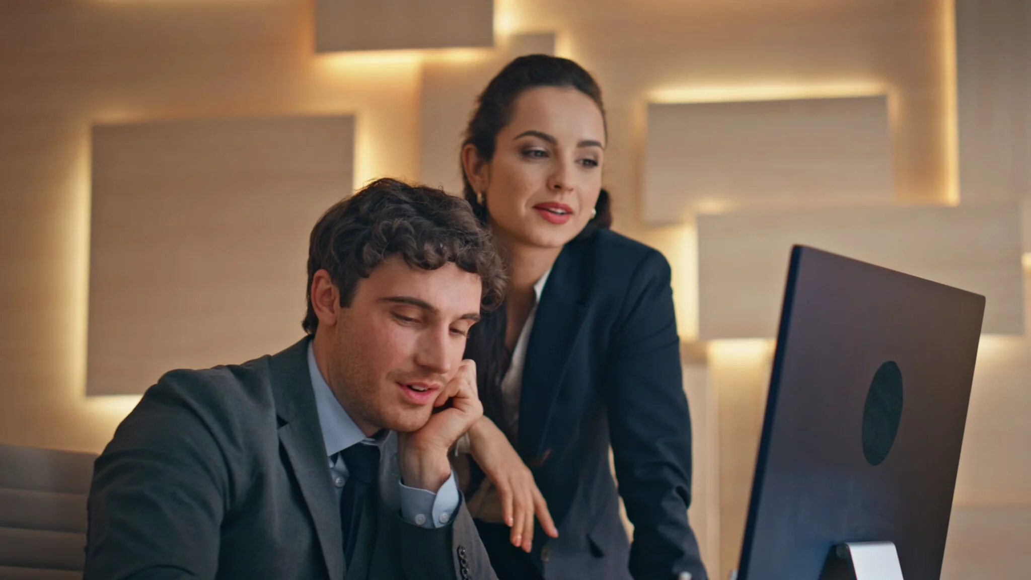 Workplace Coaching: Unlocking Performance, Growth, and Leadership at Work