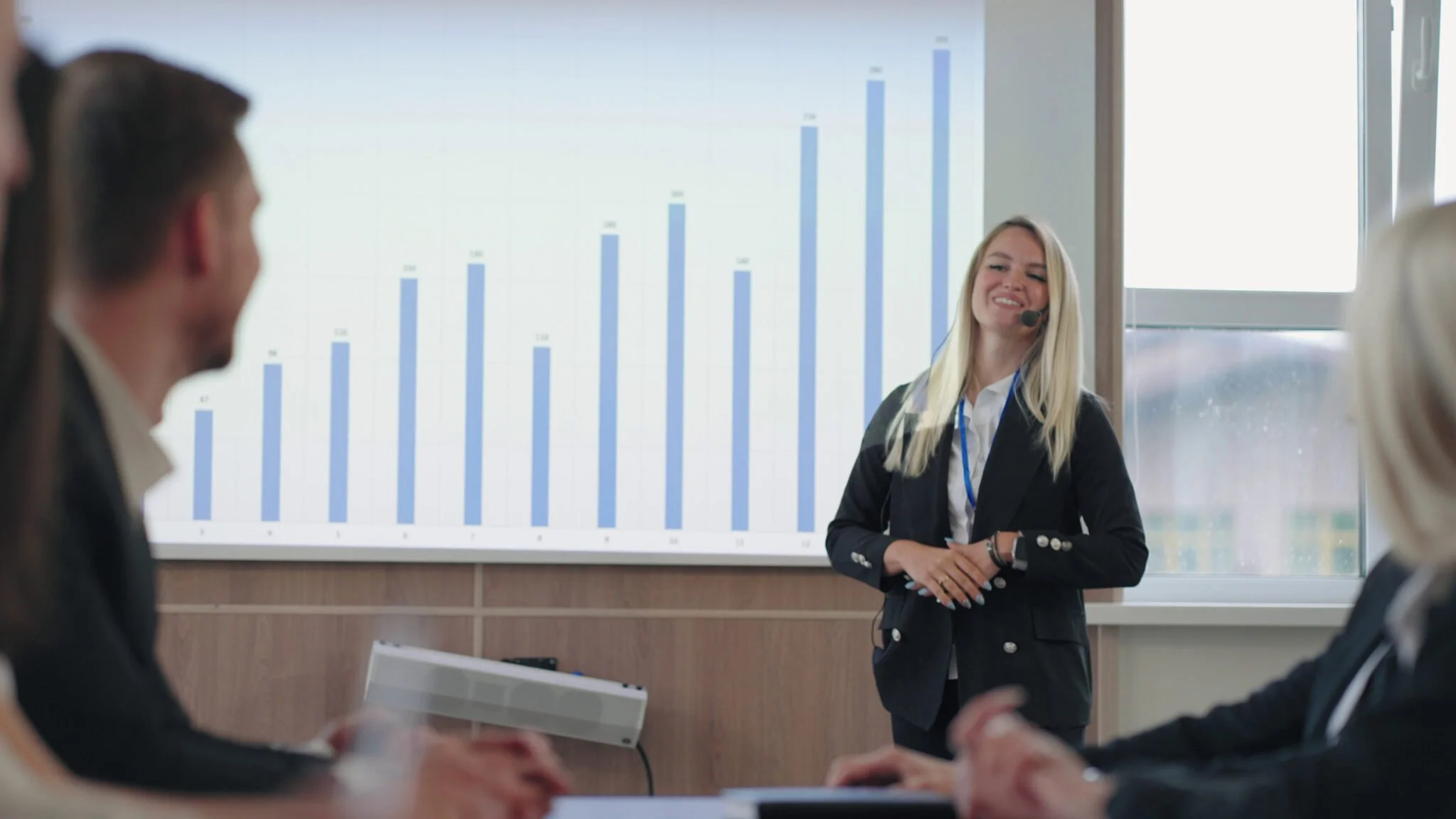 What Business Coaches Earn and the Growing Demand for Skilled, Credentialed Coaching Services