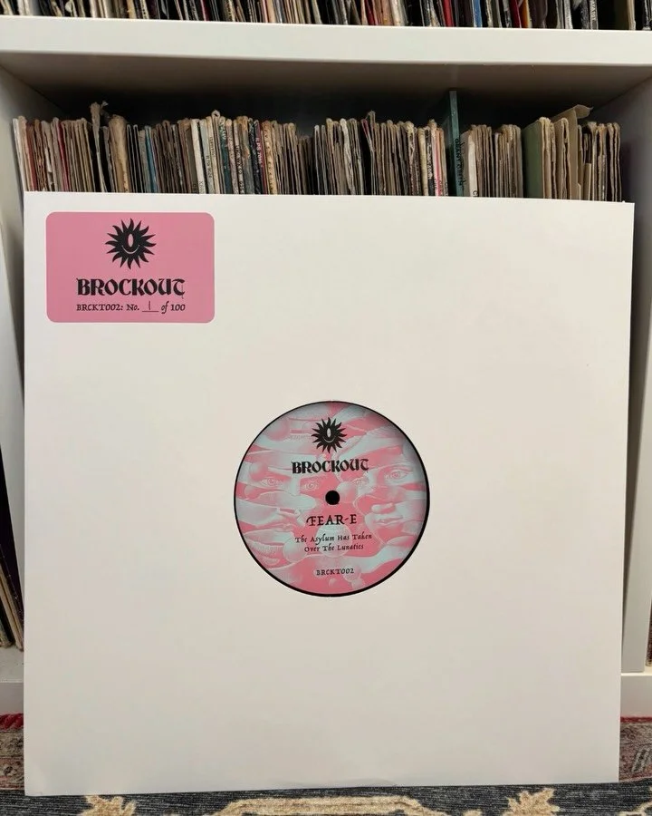 🌞 BRCKT002 | FEAR-E 🌞 12&rdquo; shipping worldwide now!

&lsquo;The Asylum Has Taken Over The Lunatics&rsquo; EP

** ORDER 12&rdquo; VINYL &amp; DIGITAL NOW ** @bandcamp link in bio 🔗

We&rsquo;re buzzing to welcome one of our favourite producers 