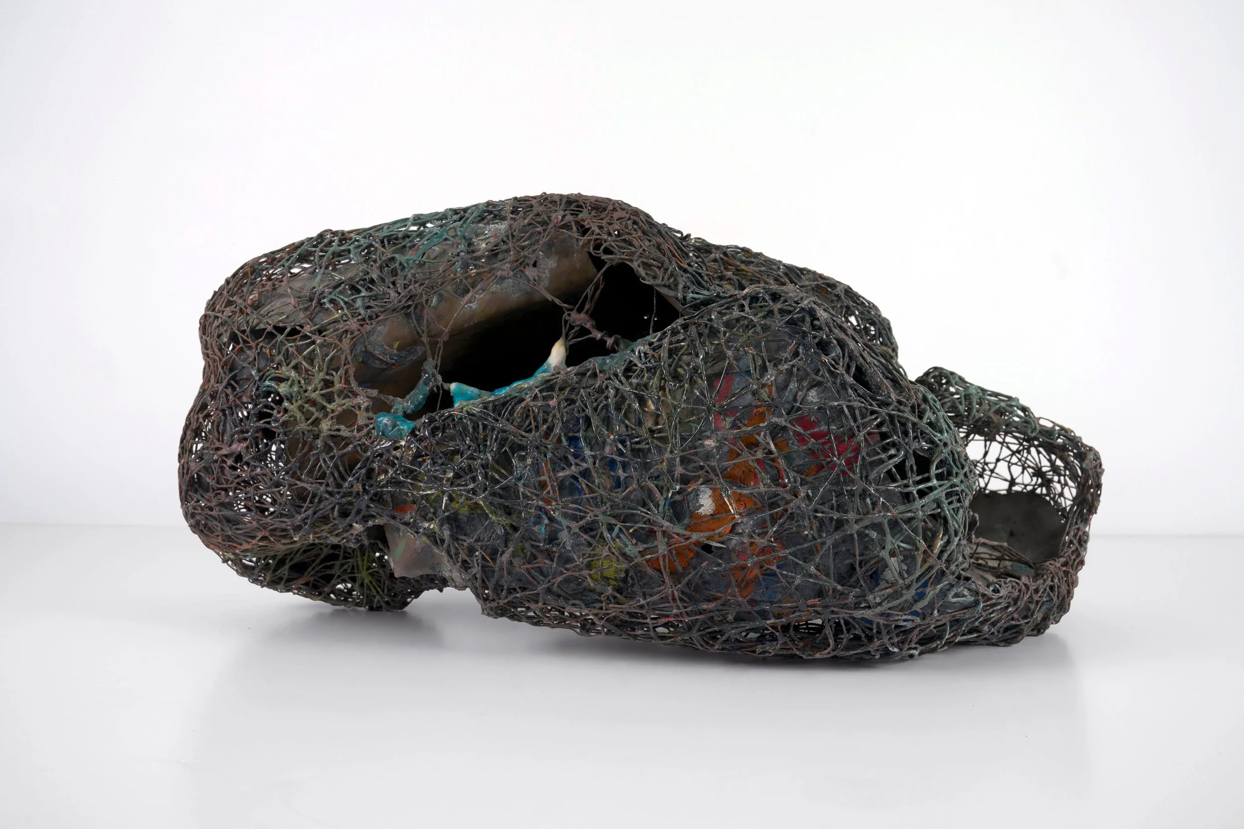  Sun #4 , 1954 . Brazed iron, glass, and sheet metal with paint, 13 3/4 × 30 3/4 × 8 1/4 in. (34.9 × 78.1 × 21 cm) 