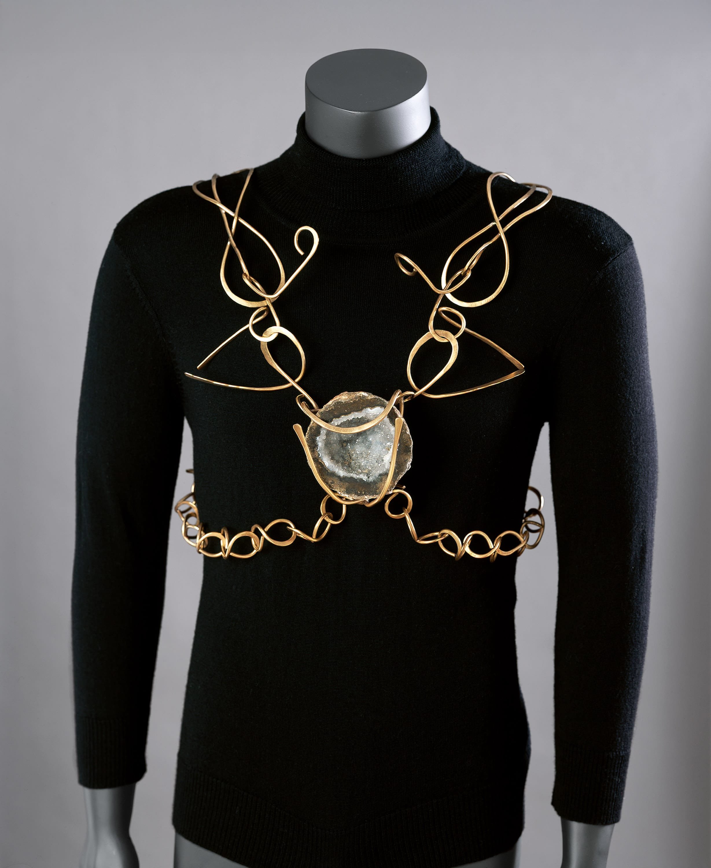  Body Chain , c. 1971–72 . Brass and quartz geode, 16 × 12 × 8 in. (40.6 × 30.5 × 20.3 cm). Private collection, Santa Monica, California  