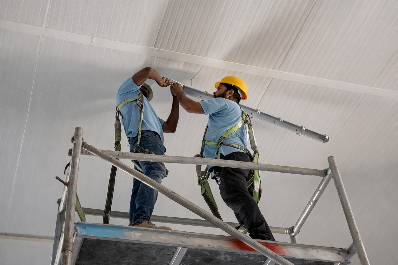 Pearl Groups, pearl sanitary contracting & A/c Units Fix, Allulua Safety AND SECURITY llc, working with two men handling some contracting work