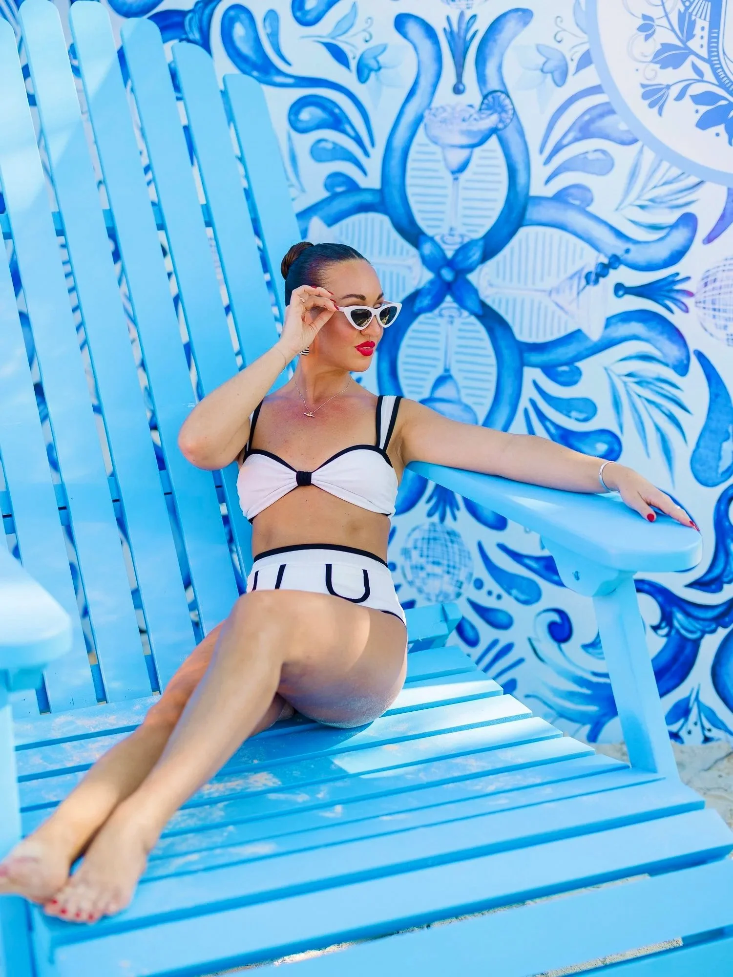 Bespoke travel experience D&G beach party