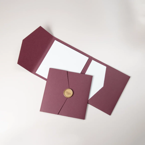 Pocketfold envelop vierkant met wax sluitzegel