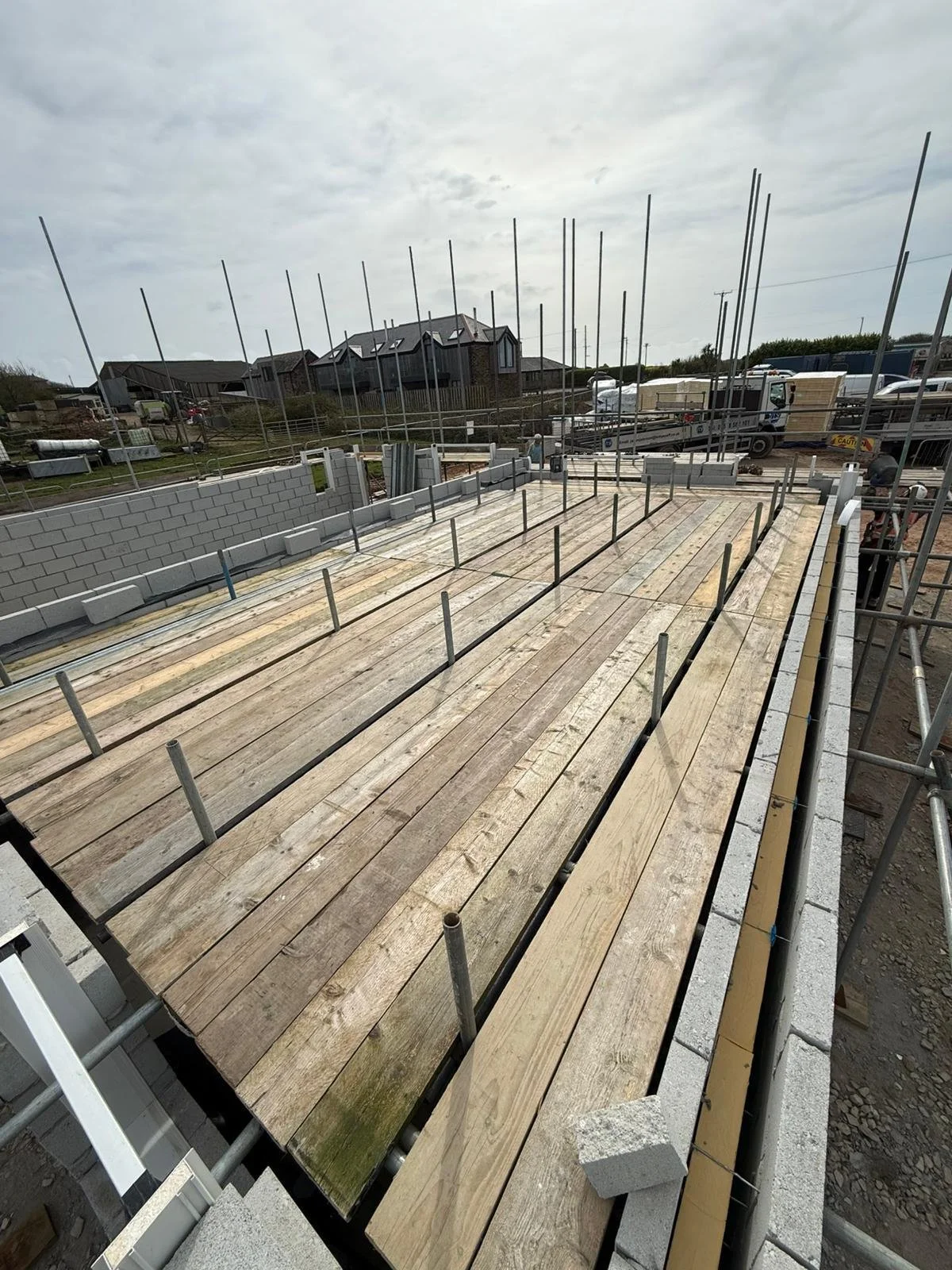 temp scaff scaffolding .jpeg