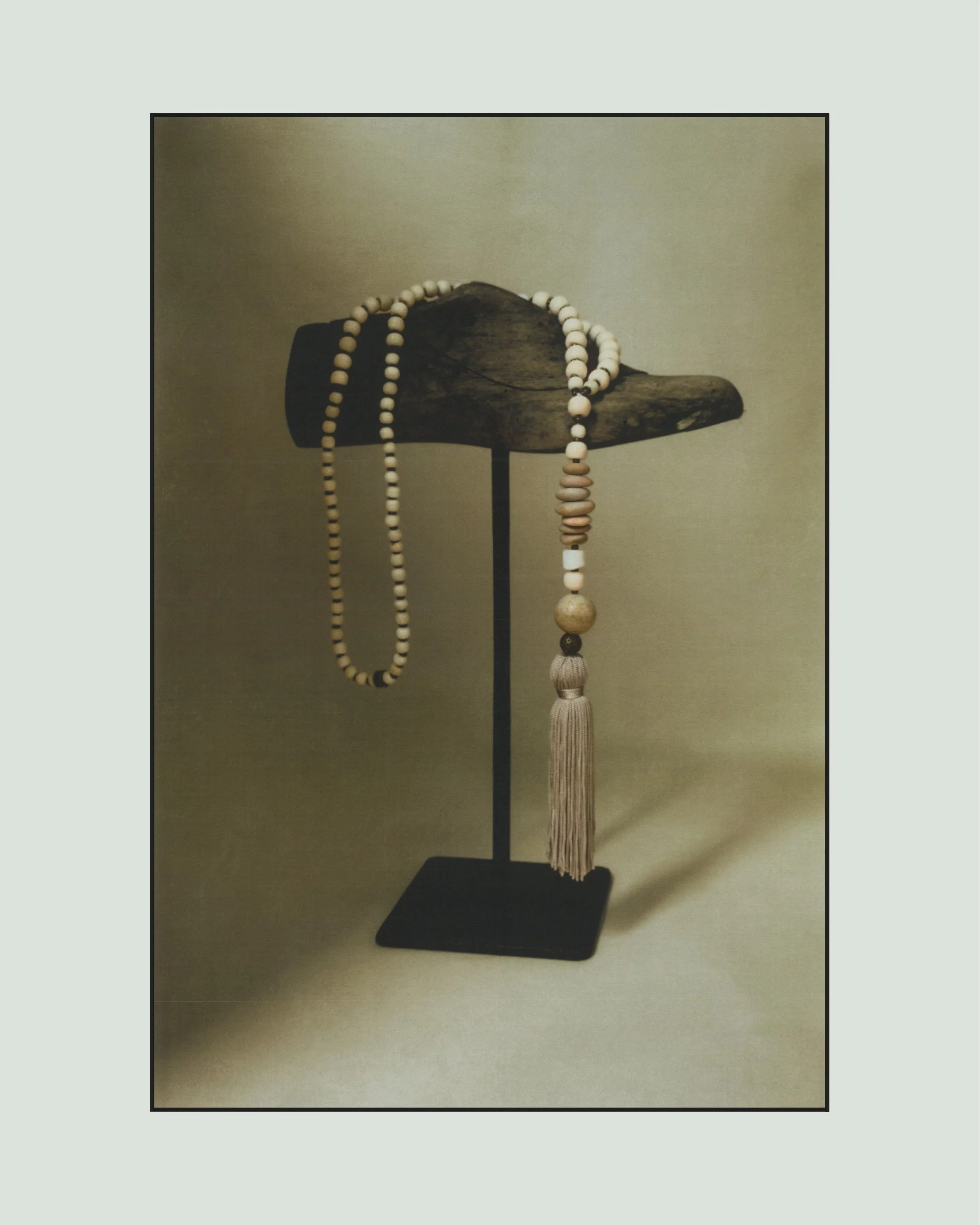 mior-sempiterno-wood-bead-necklace-still-life-lumen-studio.jpg