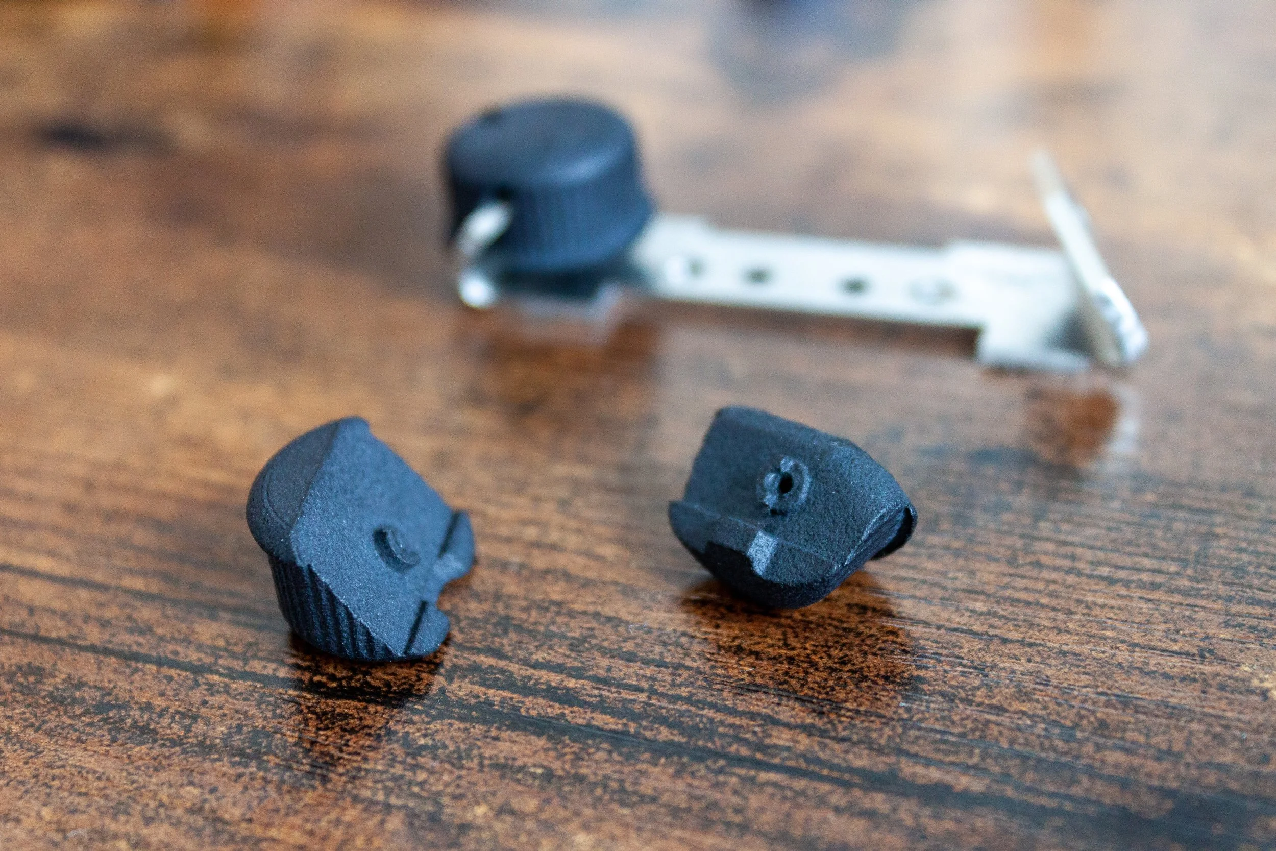 Two-part plastic collar combining mechanical and adhesive retention