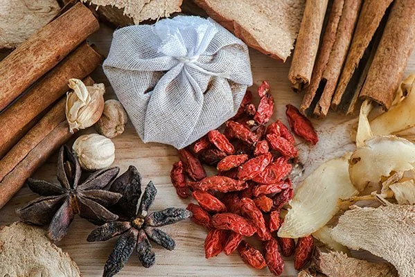 Suzanne Rainer TCM Naturheilpraxis - Ernährung