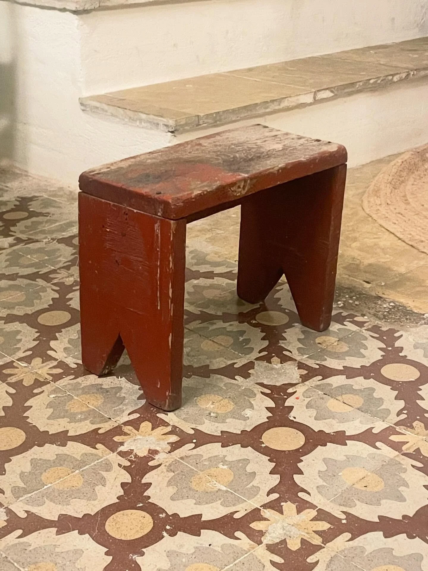 Un banc tradicional + uns taulells de formica =
#formica #tradicional #taulapercanalla