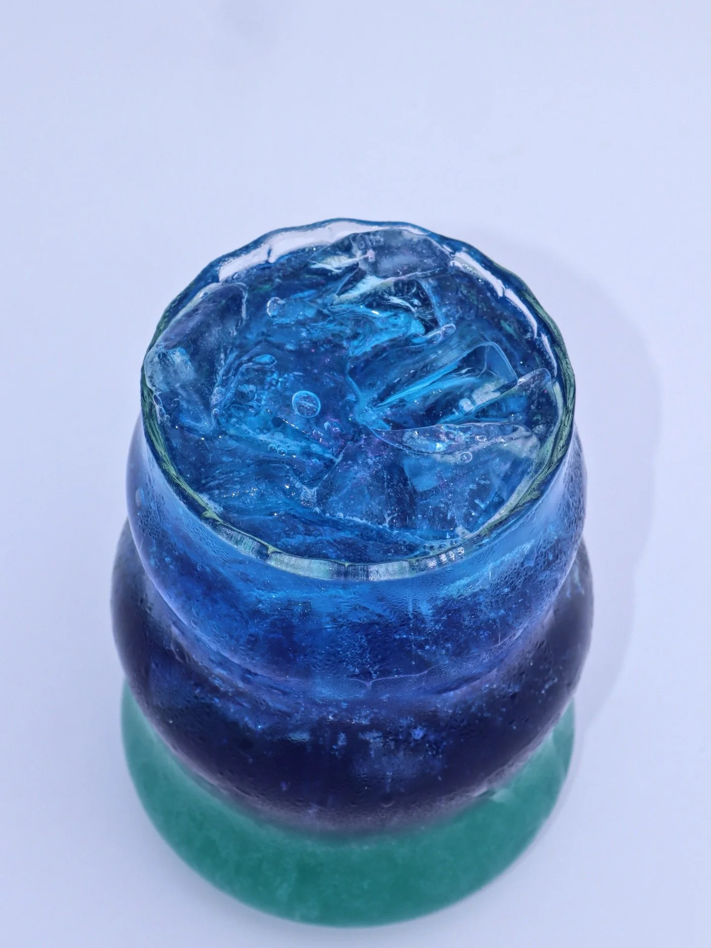 Have you tried our Northern Lights Lotus?

This lotus is one of our March specials! 
( Dragonfruit + blue raspberry + lemonade )

#lotusenergy #sparklingwater #lotus