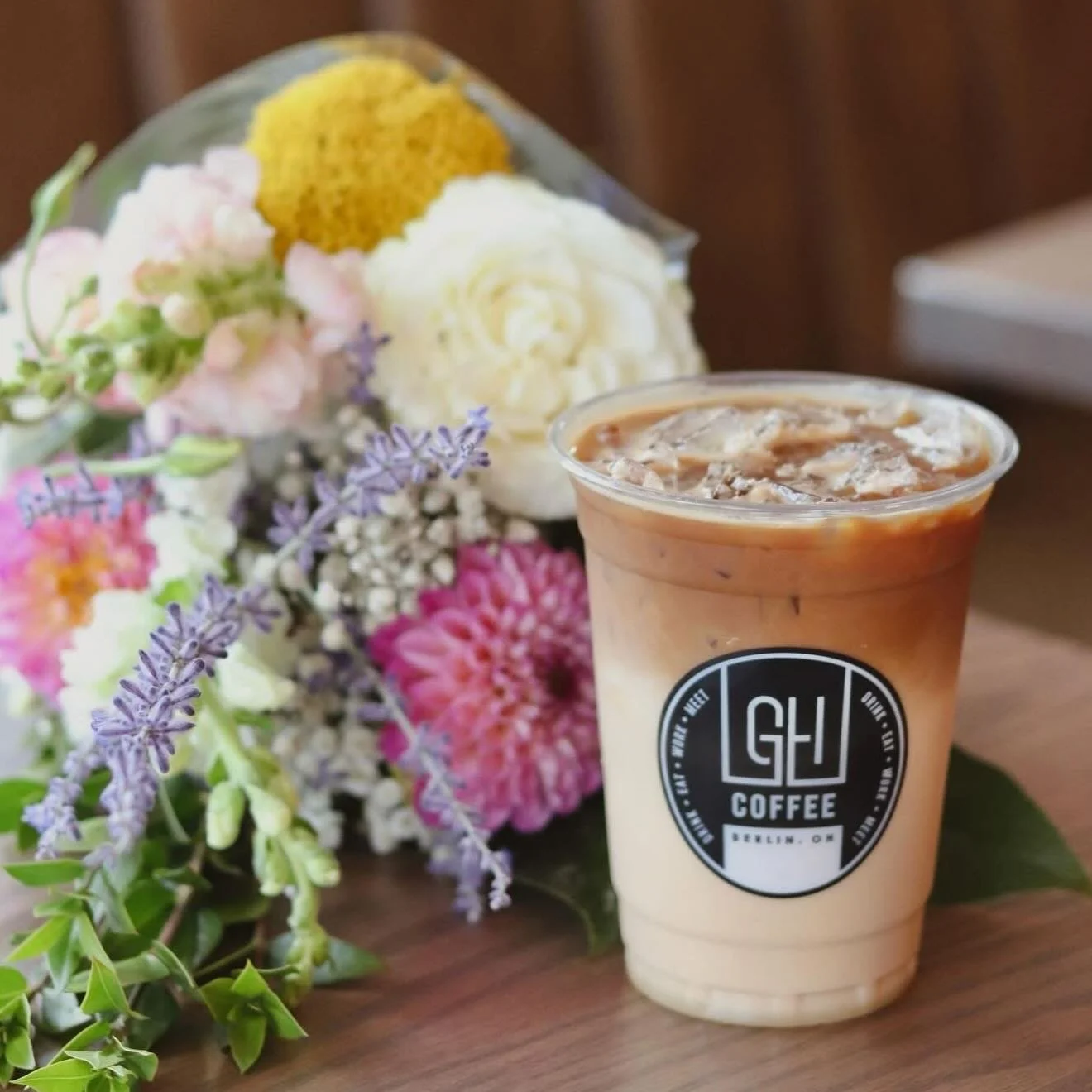 Two perfect reasons to brighten someone&rsquo;s day this week!

It&rsquo;s Teacher Appreciation Week AND Mother&rsquo;s Day! Show a little extra love to the ones who give so much by surprising them with their favorite latte and a bouquet of beautiful