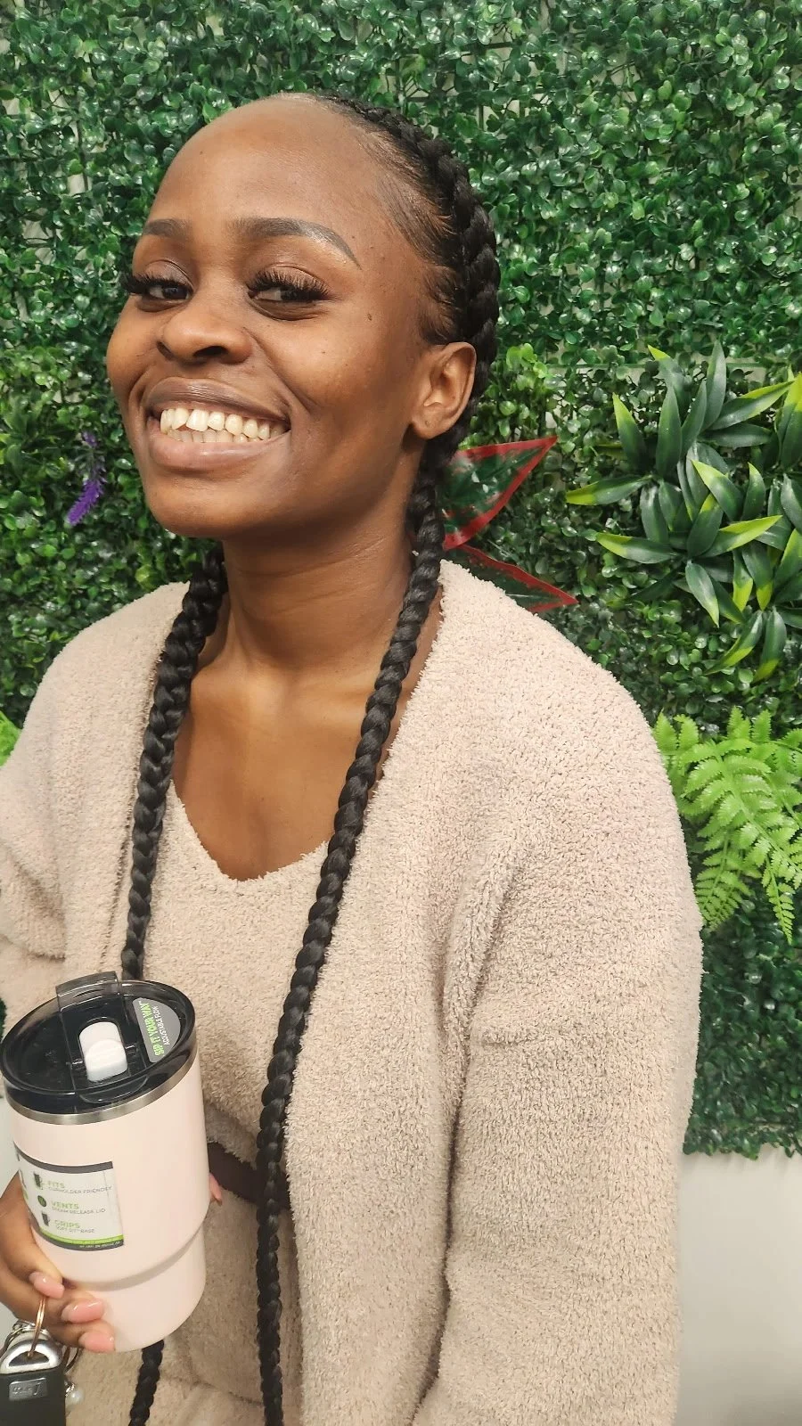 8782615205364473900 2.WEBP