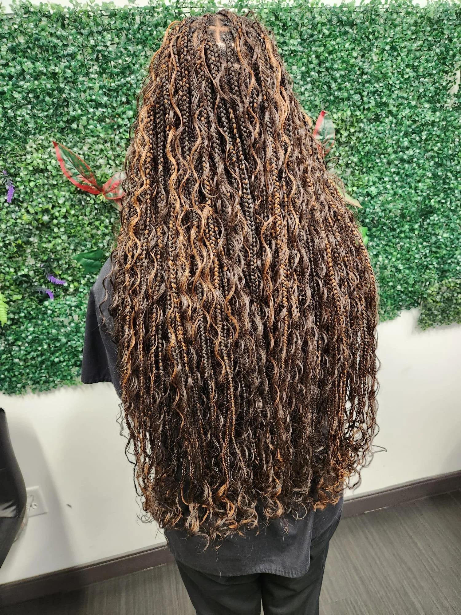 PHOTO-2025-12-20-18-38-15 2.jpg