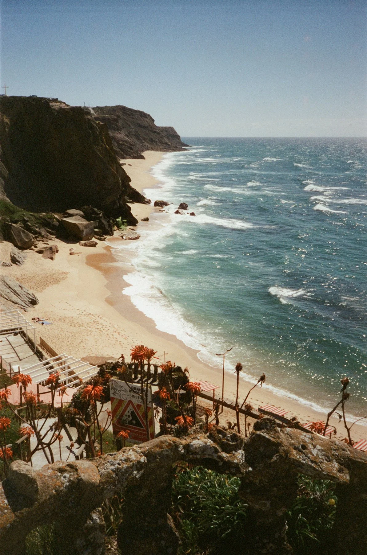 Explore spectacular rock formations shaped by the Atlantic, wander along panoramic clifftops, and hop on a boat trip to the island off Baleal.