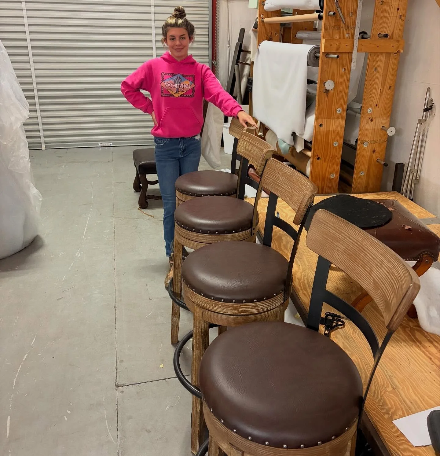 Recovered &amp; brads installed these barstools are looking brand new and ready for home! #hiawasseega #hayesvillenc #womanownedsmallbusiness #upholsteryshop #upholstery