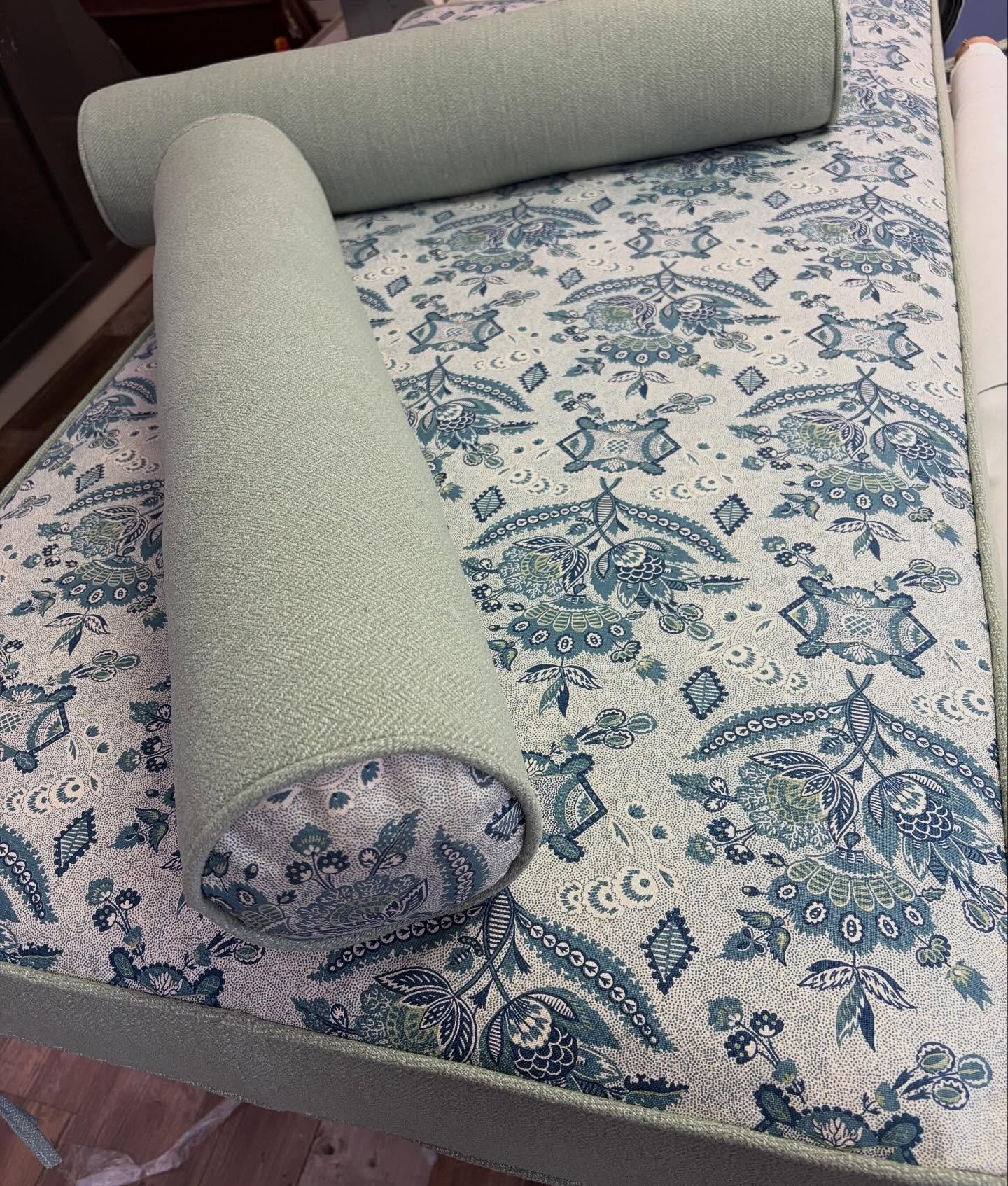 We loved this combo 🤍 our customer had beautiful fabric but not quite enough to complete the full project. We were able to find a complementing outdoor fabric to make this porch bed dream come true ✨#tristateupholsterywnc #hayesvillenc #westernnc #h