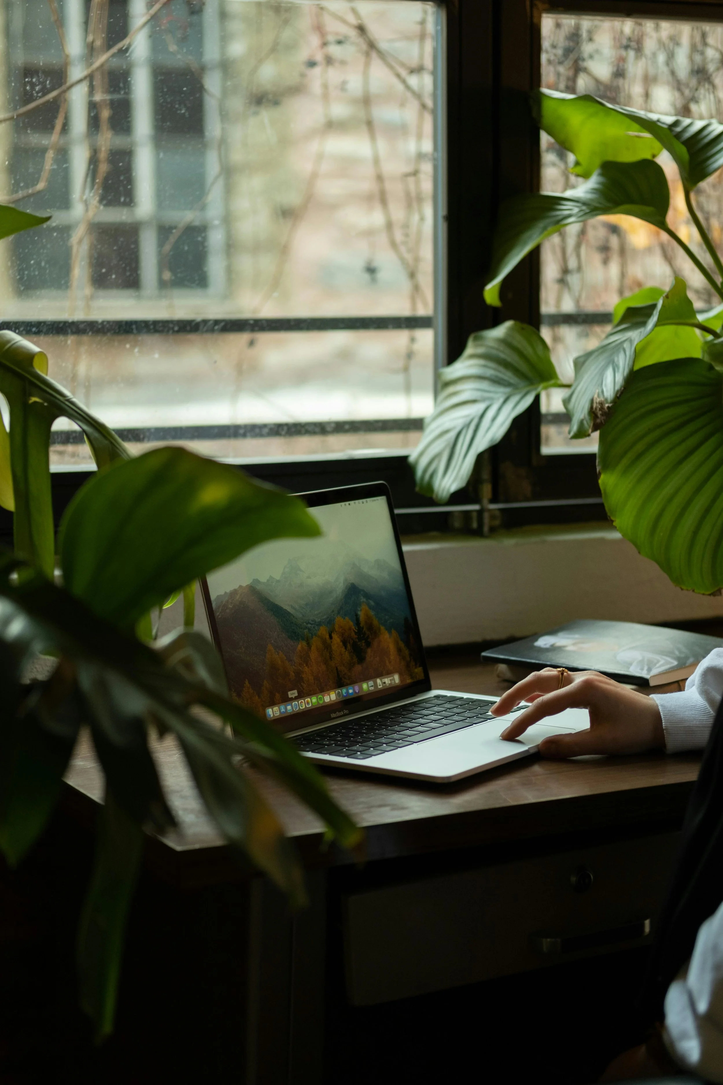 Customer support breaks when companies scale. 