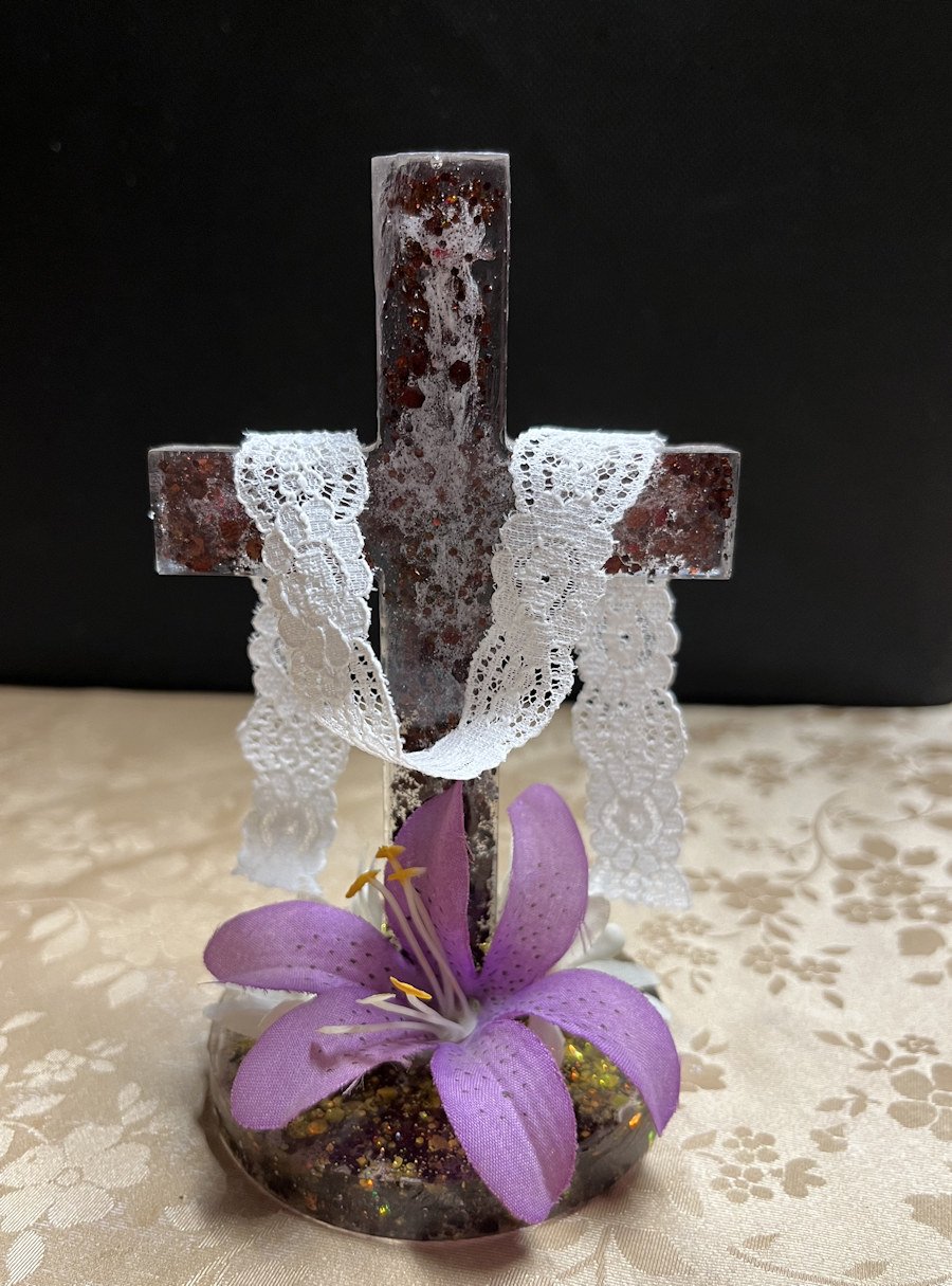 5inResinCross purple.jpg