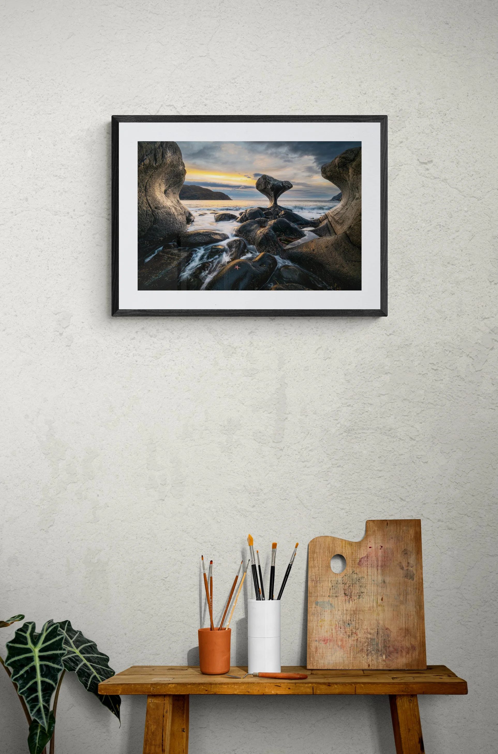 artists-side-table-with-brushes-and-palette 12.jpg