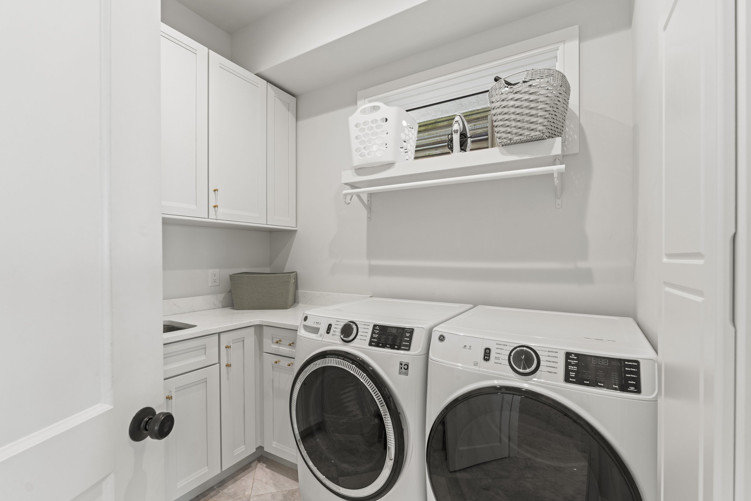 24-10 Collier Beach Rd.jpg