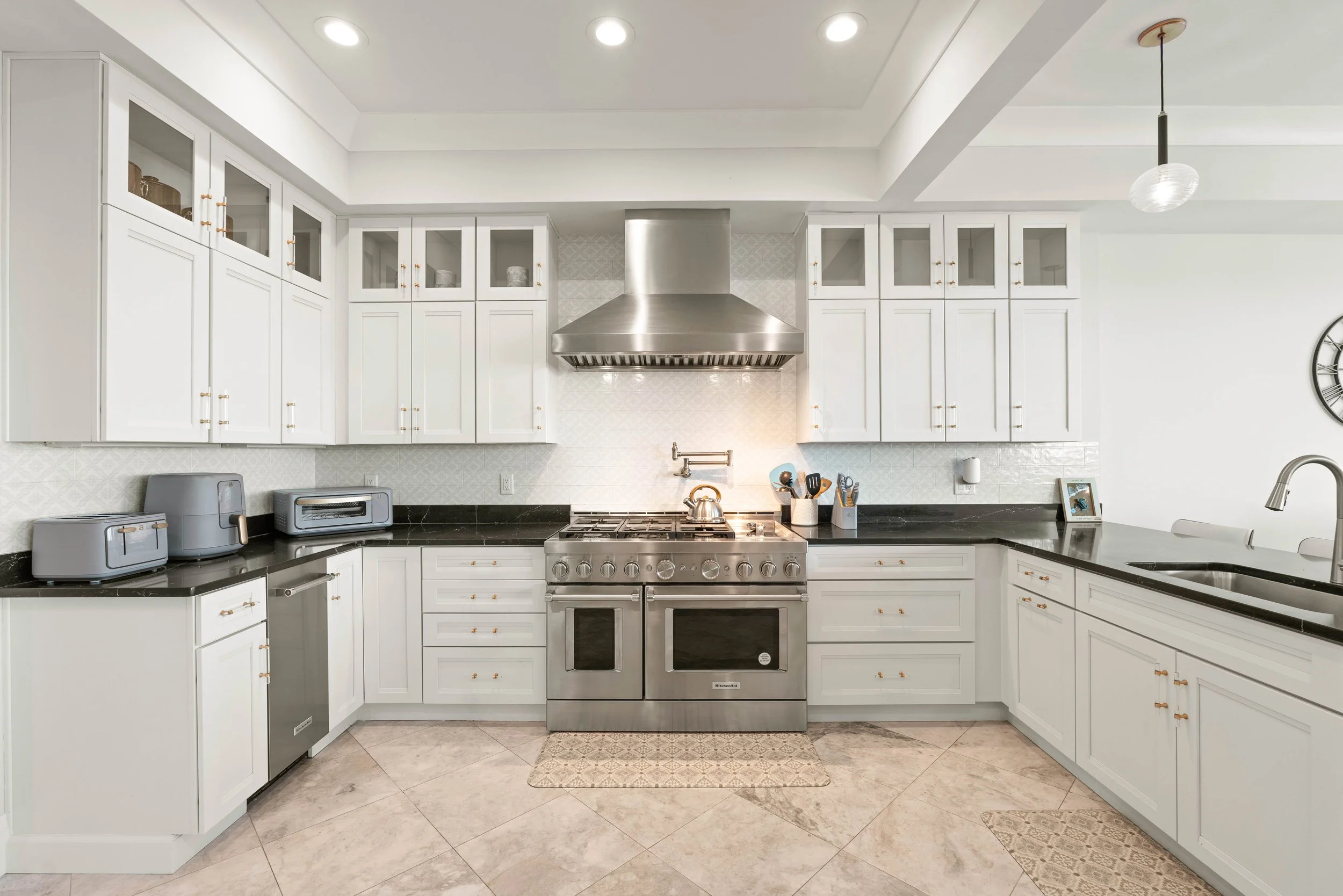 20-10 Collier Beach Rd.jpg