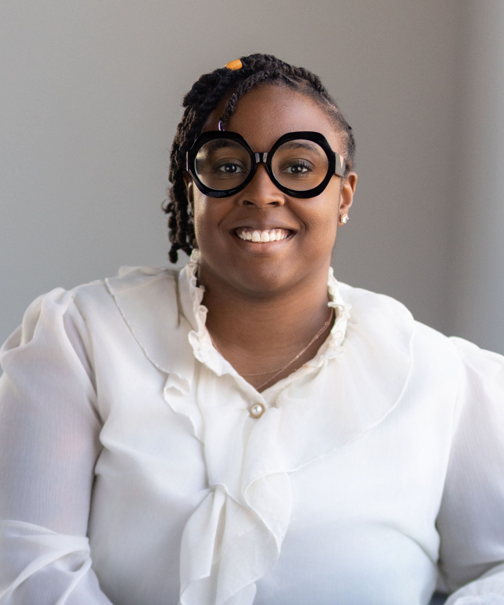 A headshot of Danelle Davis, Corporate Controller for U.S. WDS