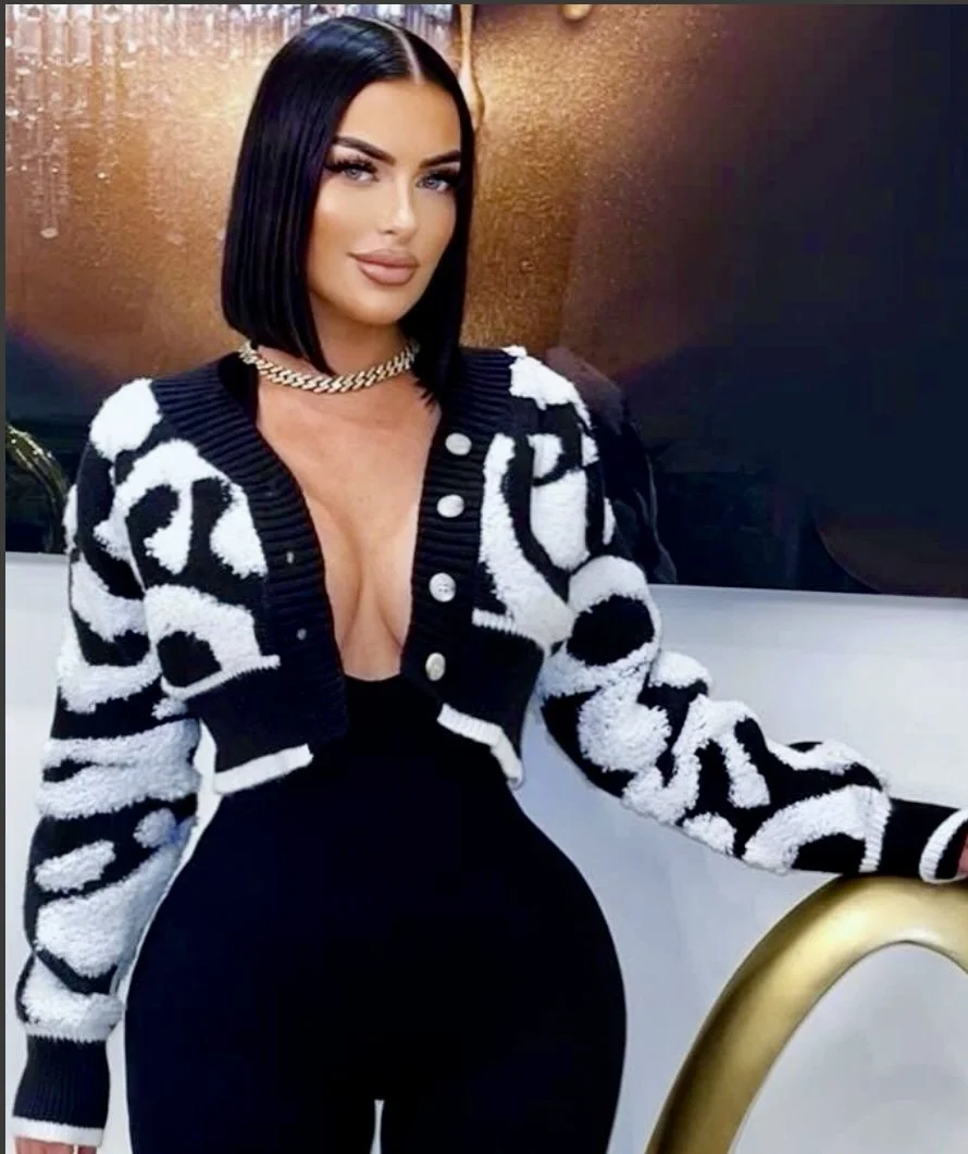 woman's color block  crop cardigan