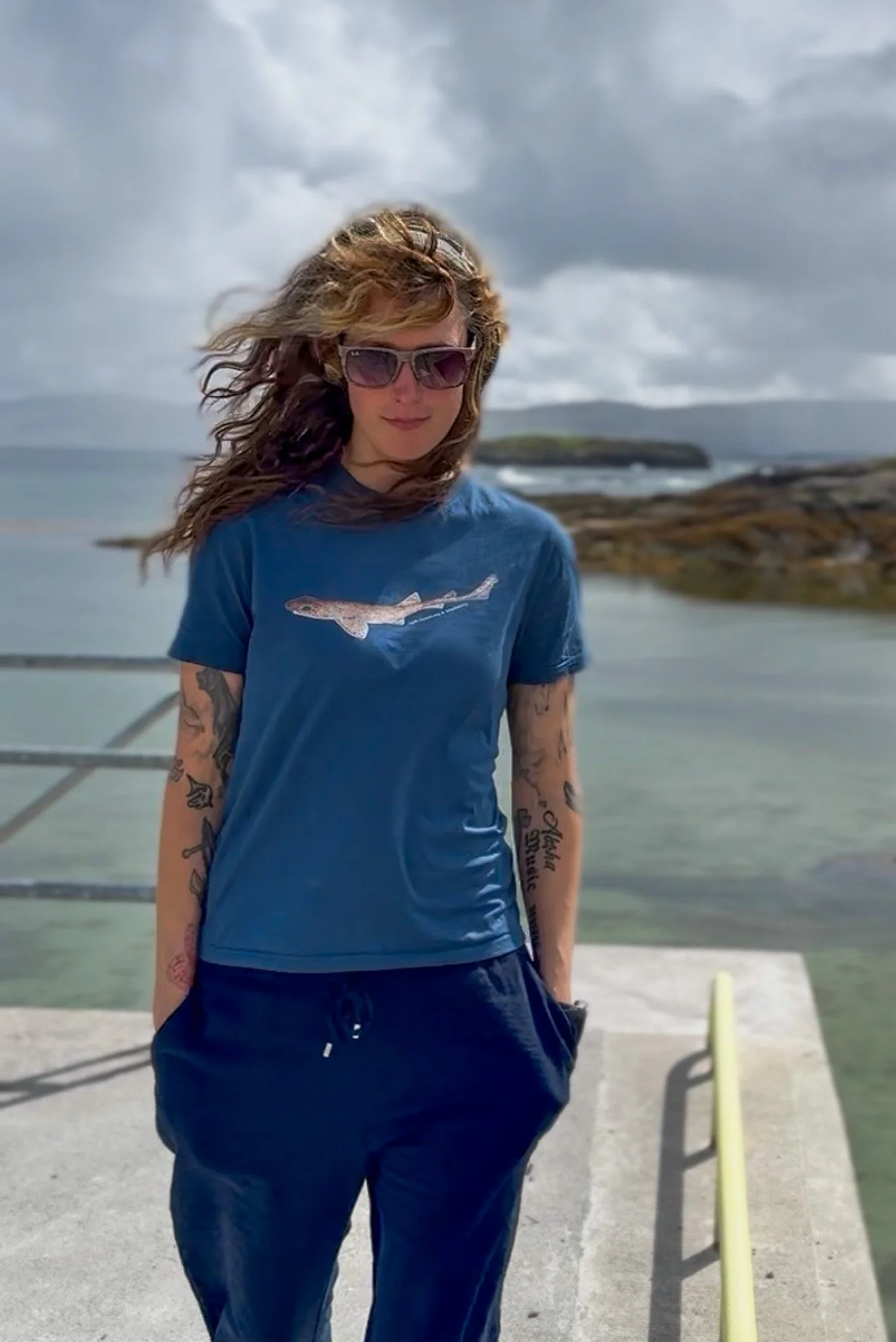 Catshark T-shirt  - Unisex