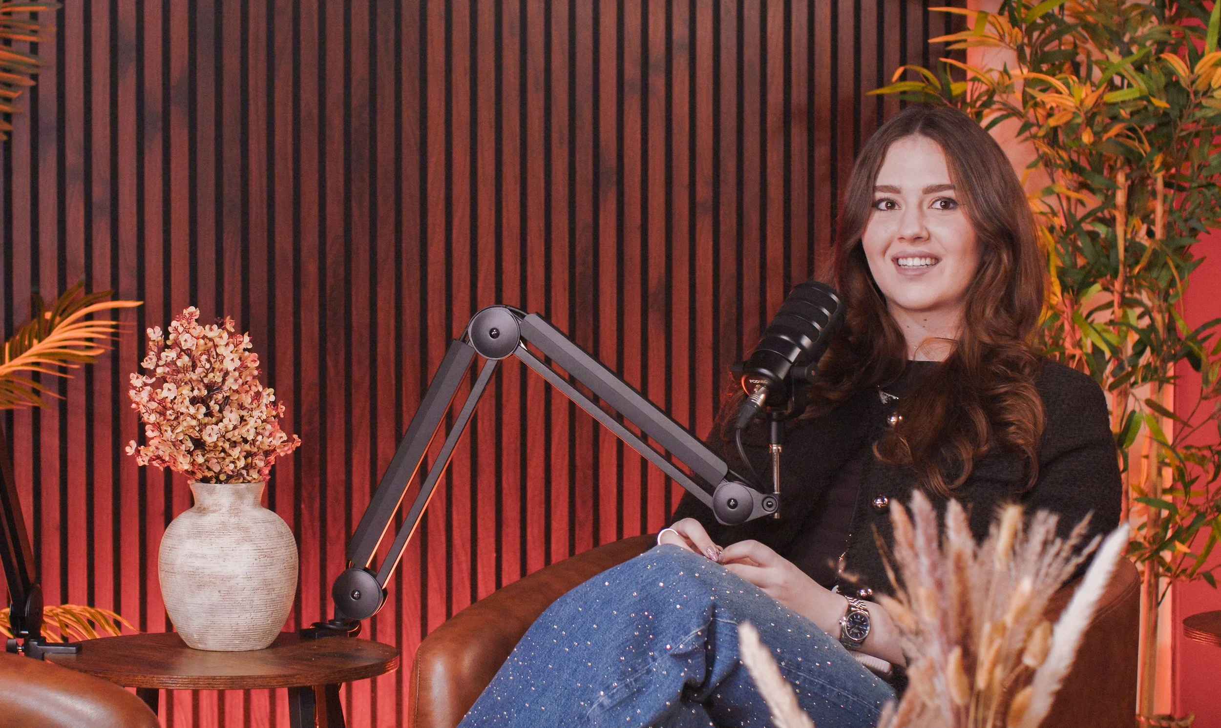 Still 2025-11-27 141907_1.1.2-2.jpg