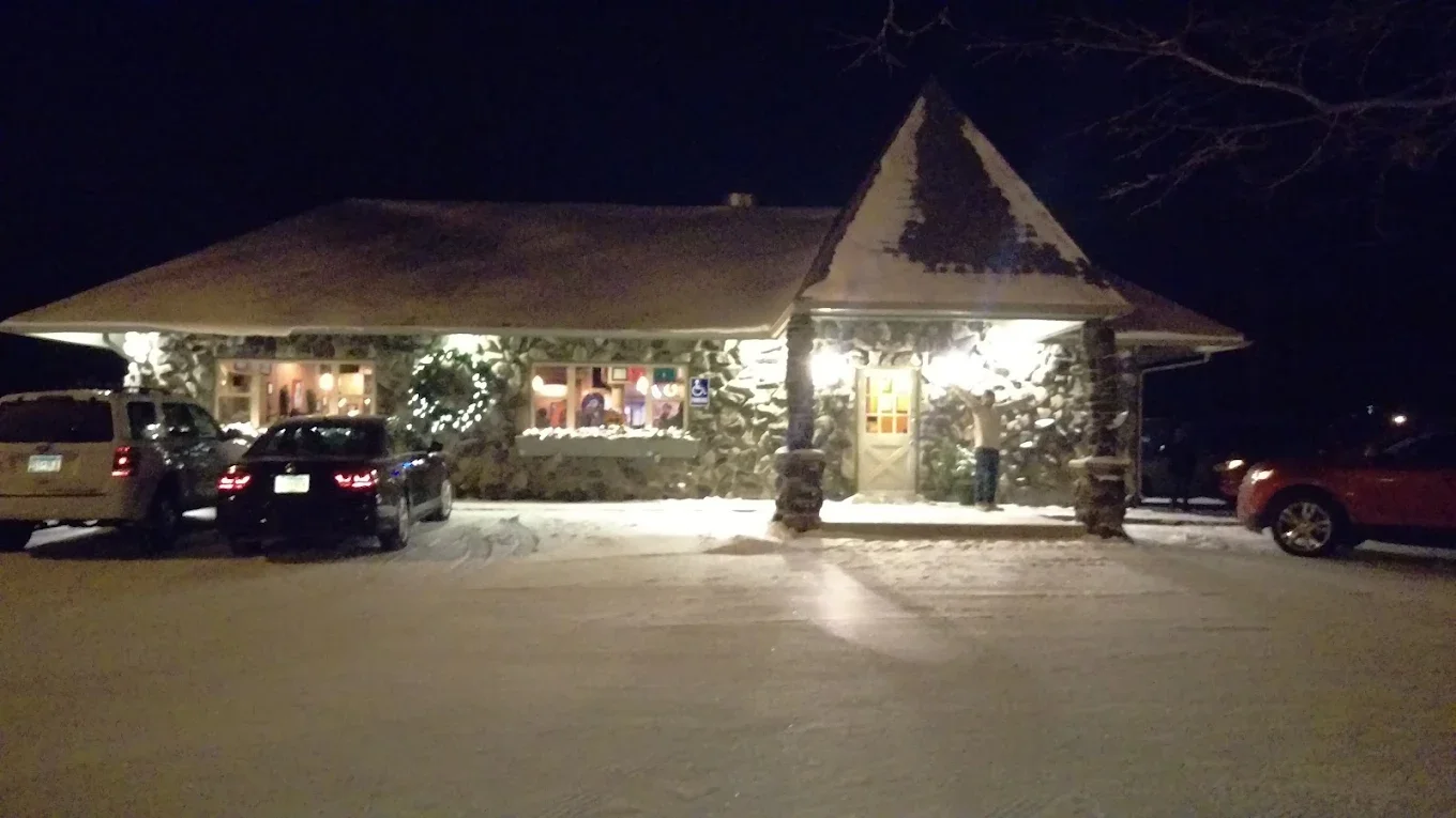 Interlachen Inn