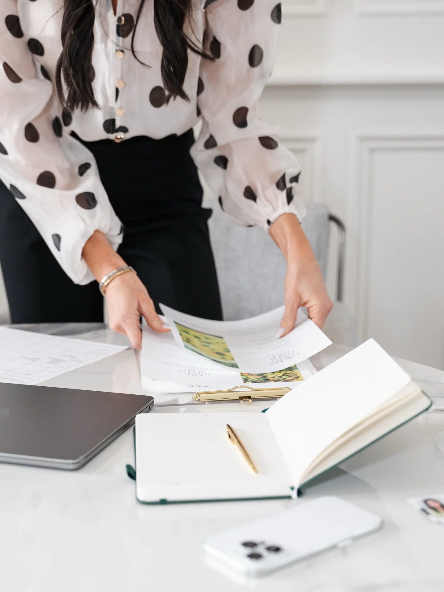 2026 is going to separate women who guess from women who get results.

Peptides without coaching are just another trend.

Coaching without the right tools only goes so far.

The real shift?
✨ Both &mdash; done strategically.

If you&rsquo;re curious 