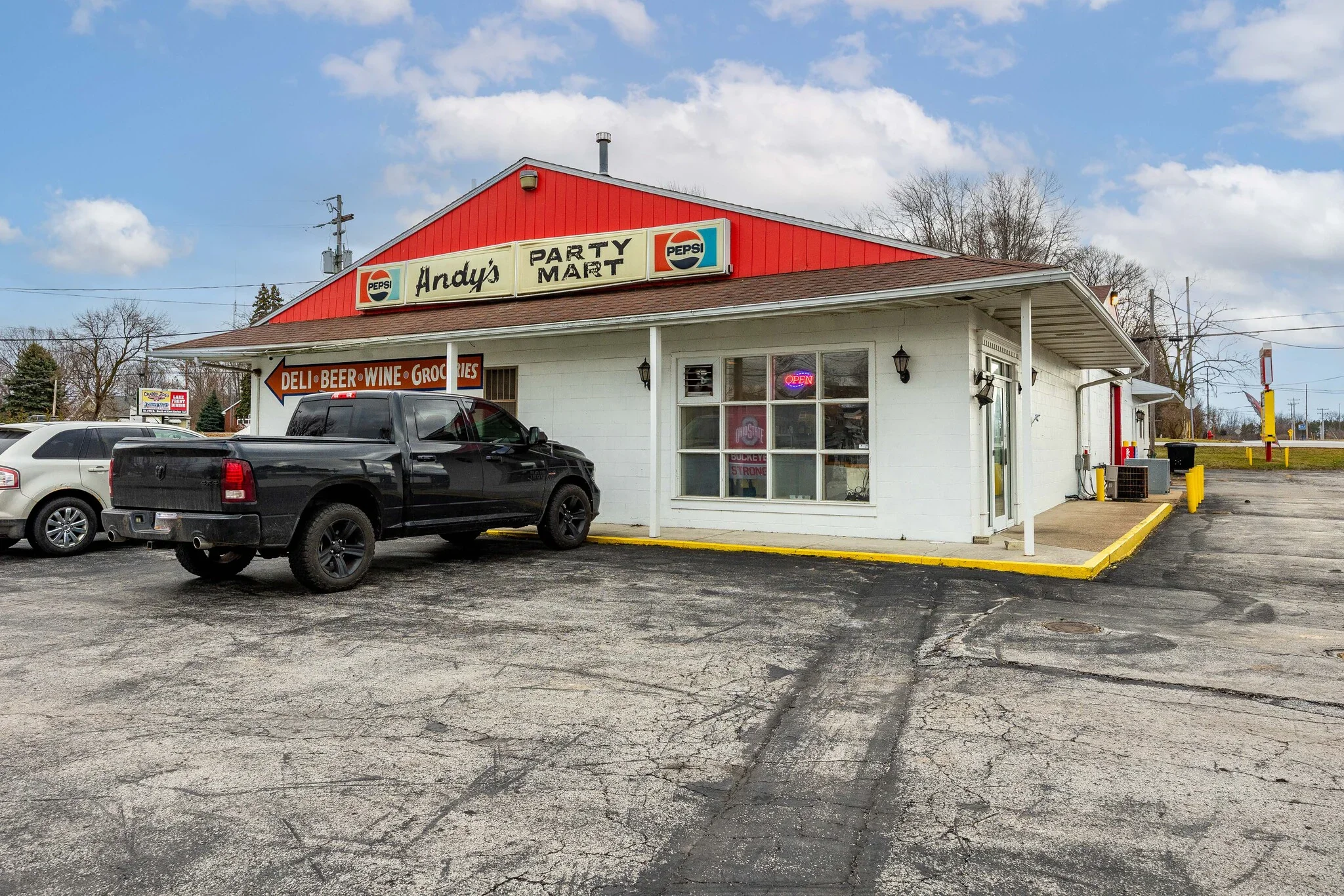 2048 E Sand Rd, Port Clinton, Ohio - Russell Commercial Advisory